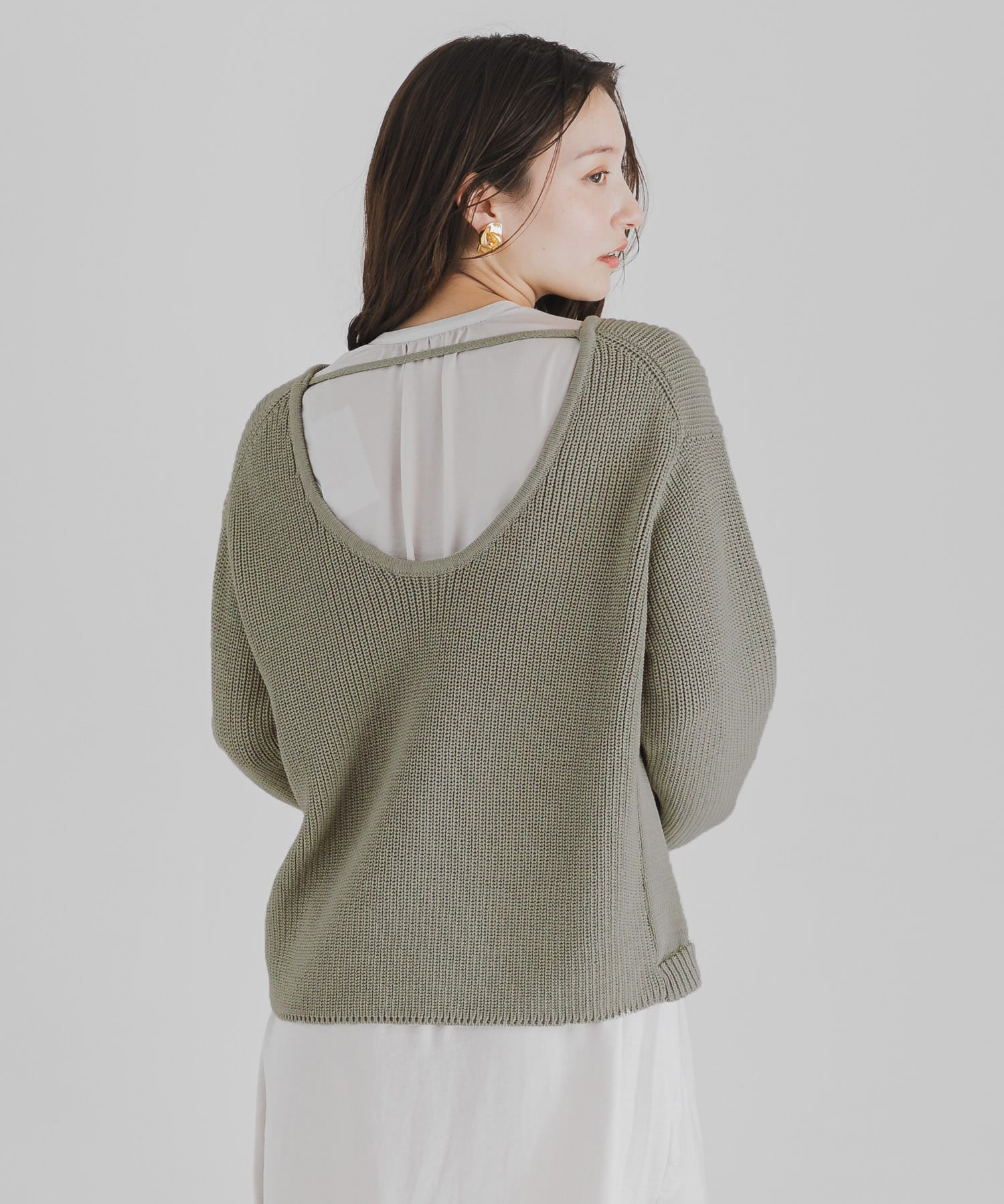 バックオープンルーズセーター L.KHAKI FREE