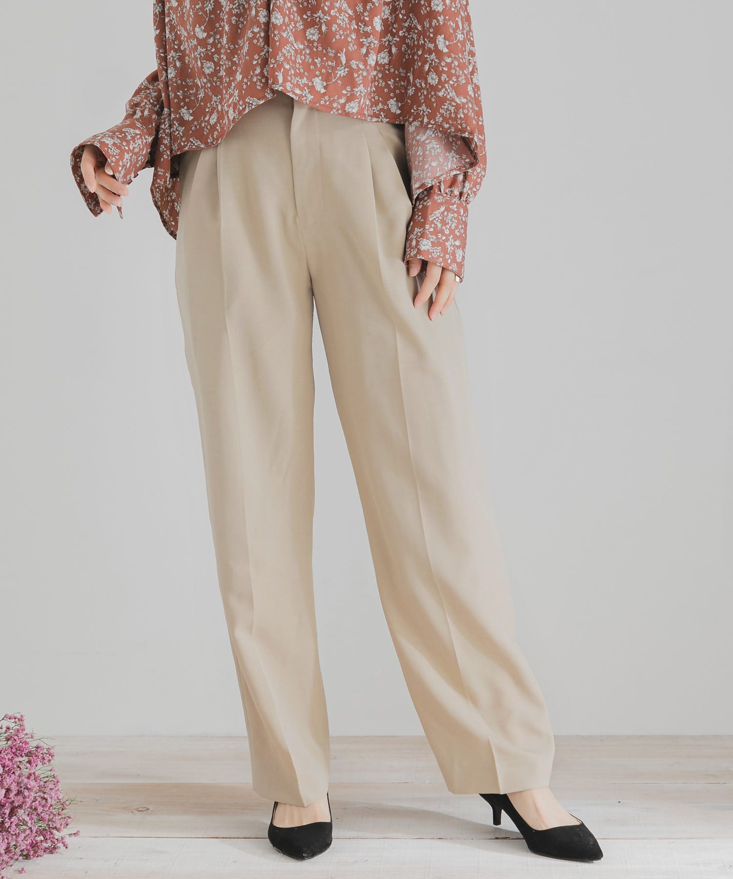 BEIGE