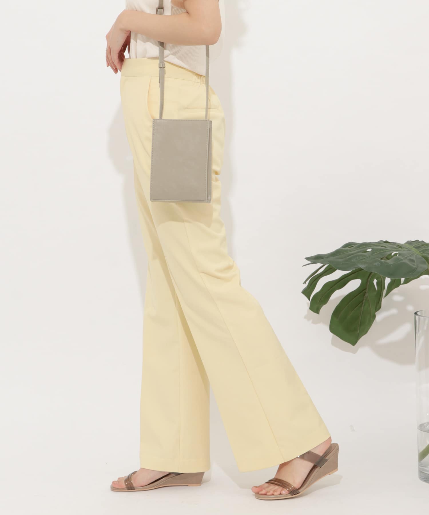 センタープレスフレアパンツ YELLOW S