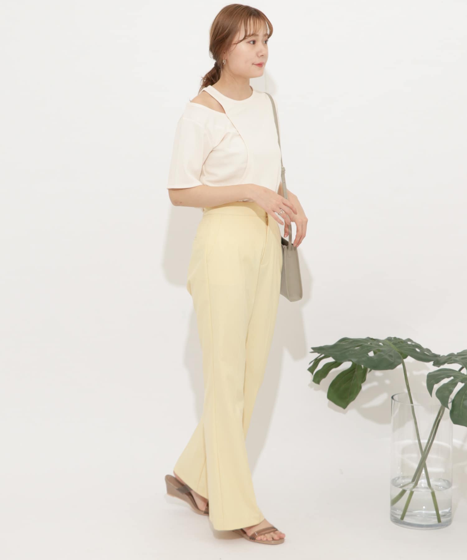 センタープレスフレアパンツ YELLOW S