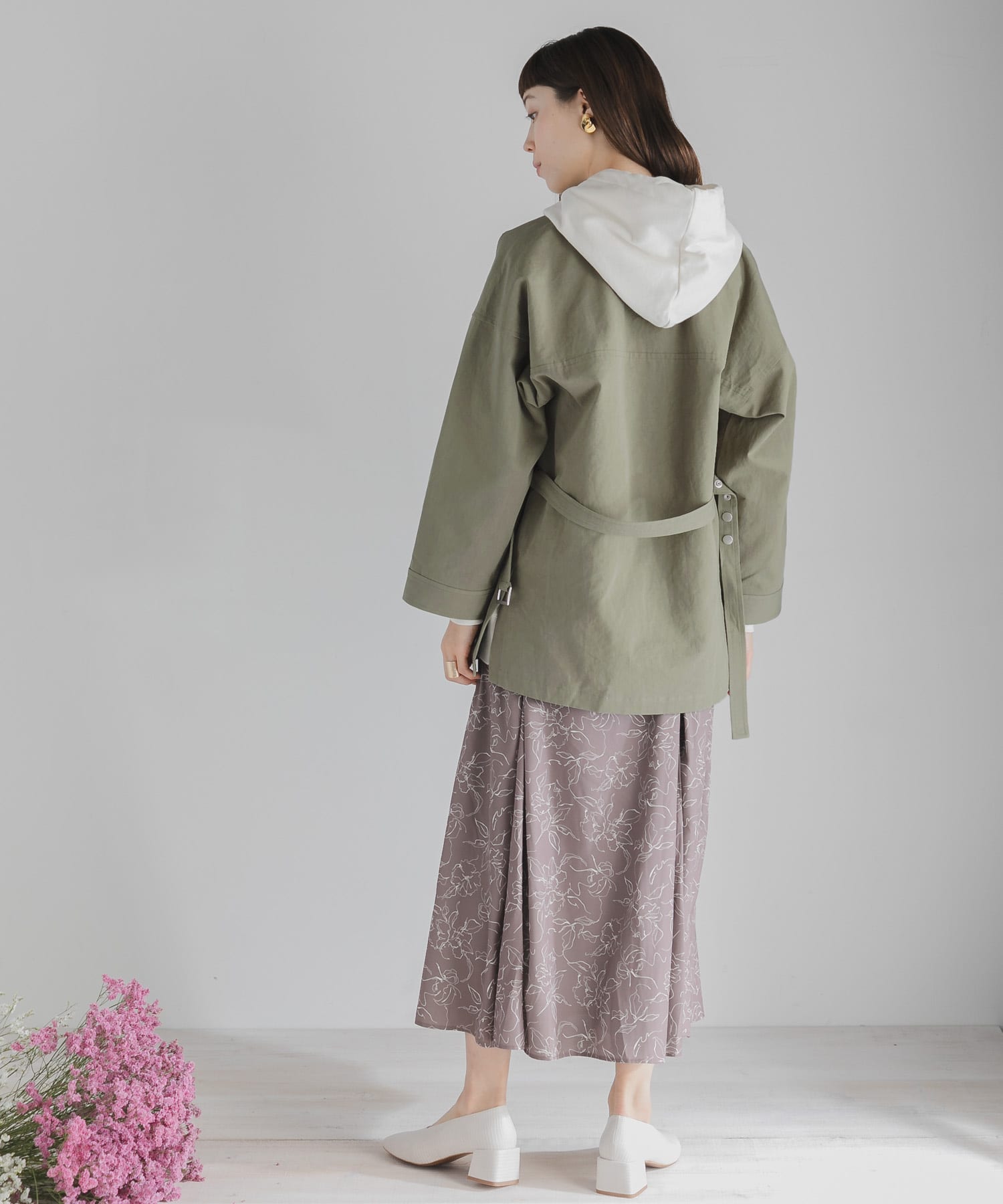KHAKI