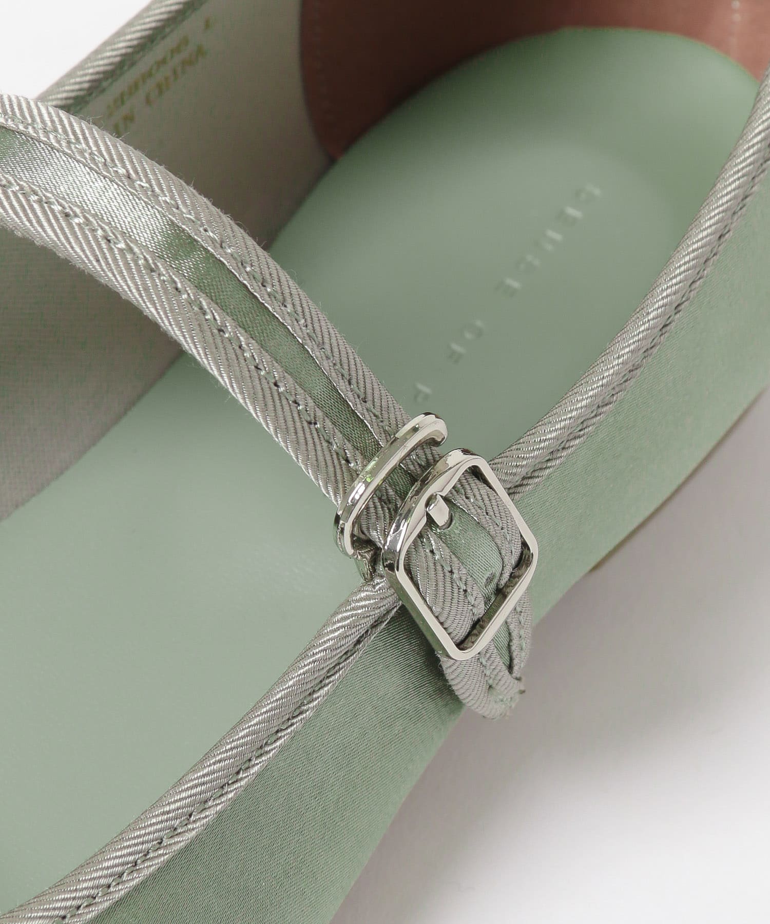 ワンストラップフラットシューズ GREEN M