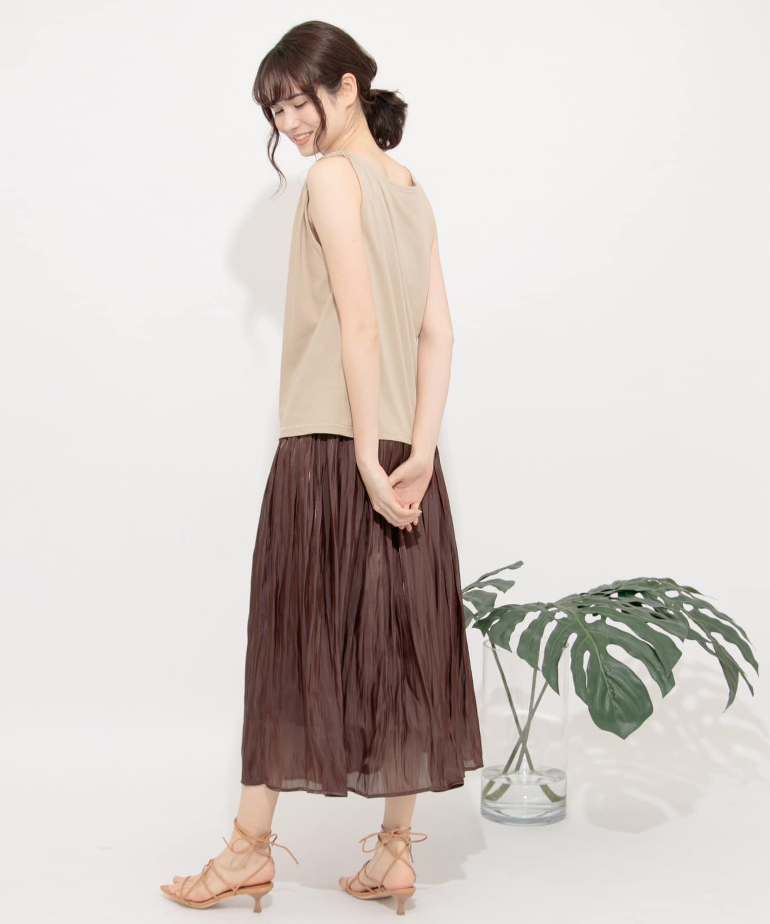 『UR TECH』ツイストショルダーアシメトップ GREIGE FREE