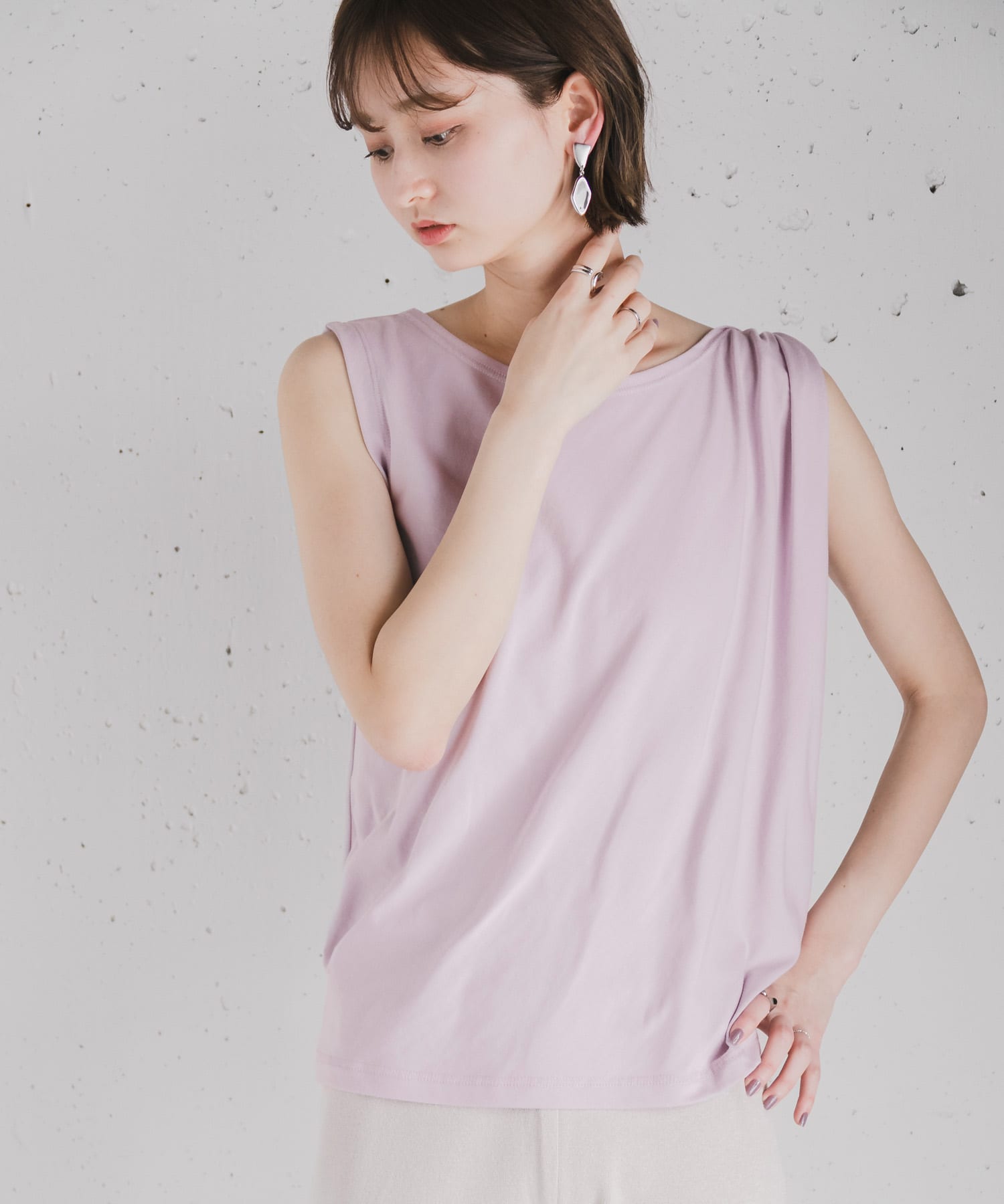 『UR TECH』ツイストショルダーアシメトップ LAVENDER FREE