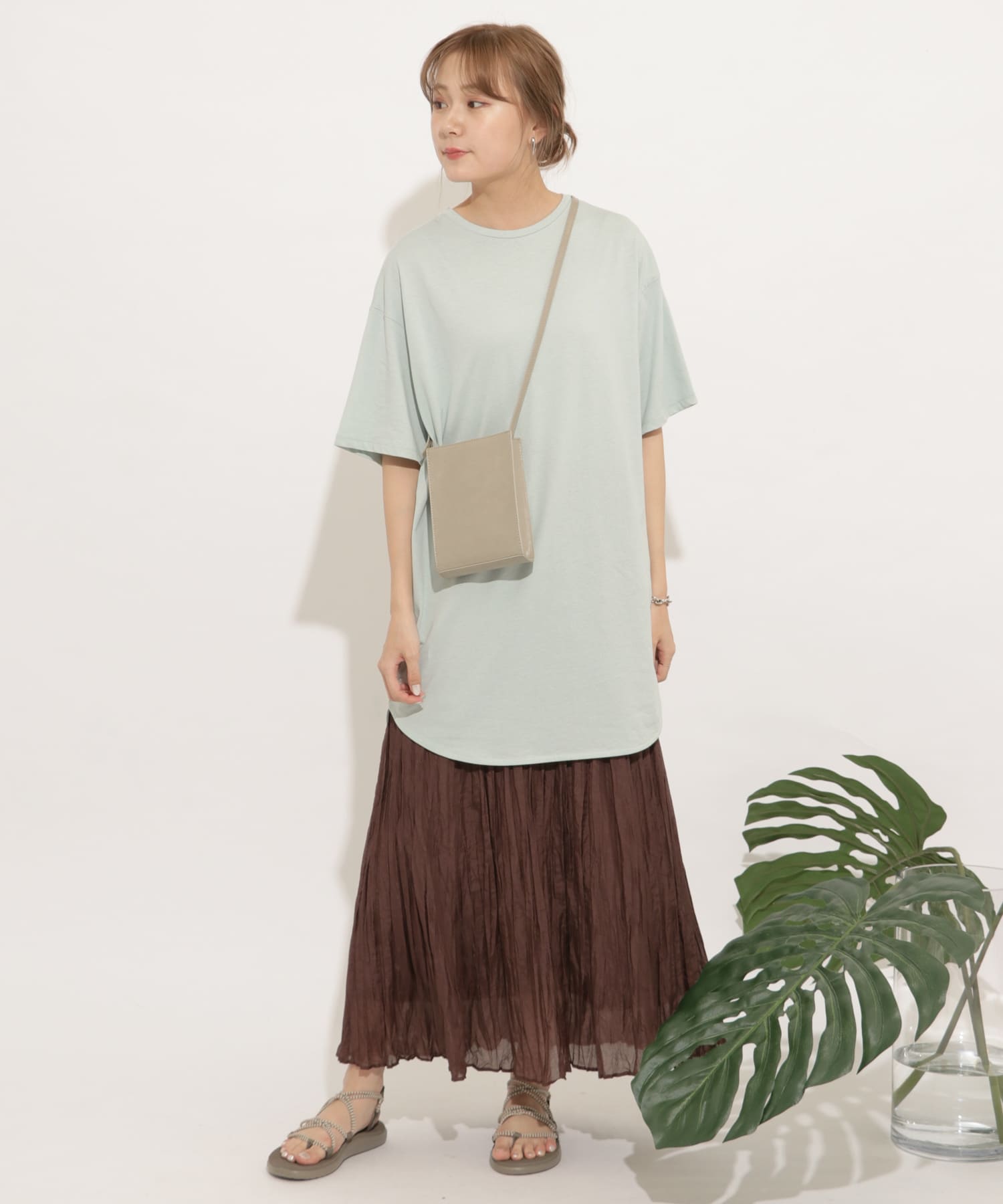 クルーネックラウンドテールチュニックトップ MINT FREE