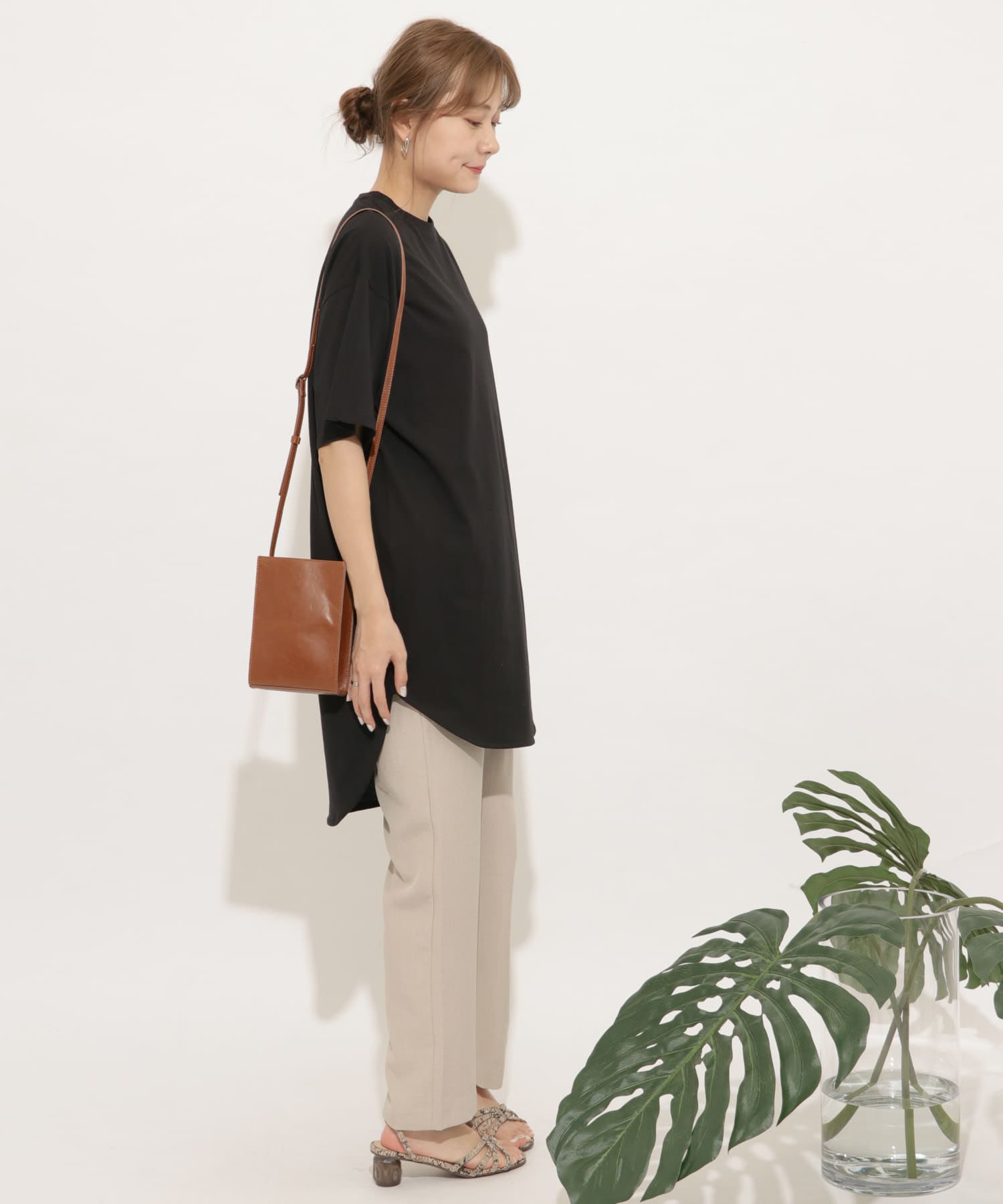 クルーネックラウンドテールチュニックトップ BLACK FREE