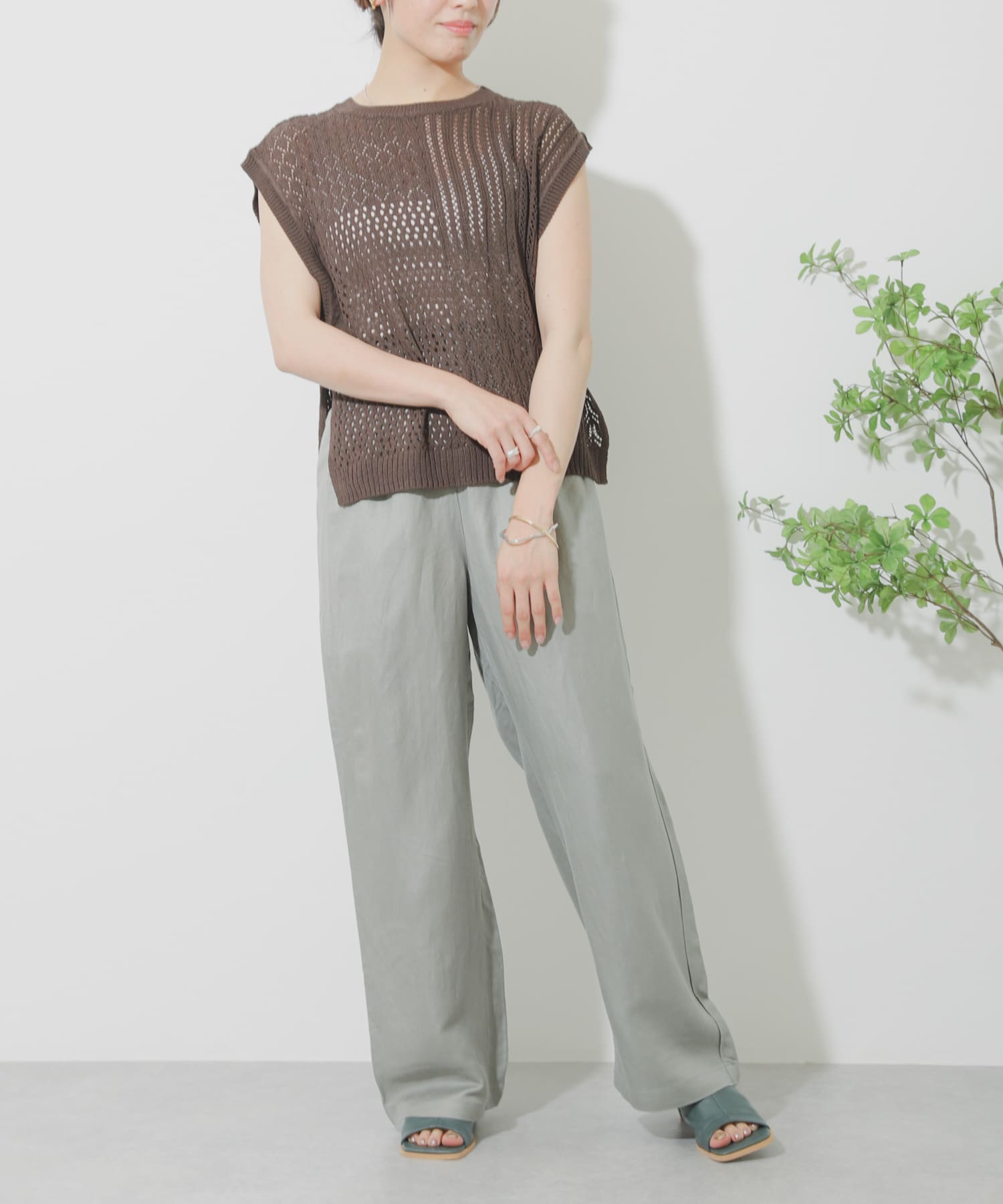 L.KHAKI