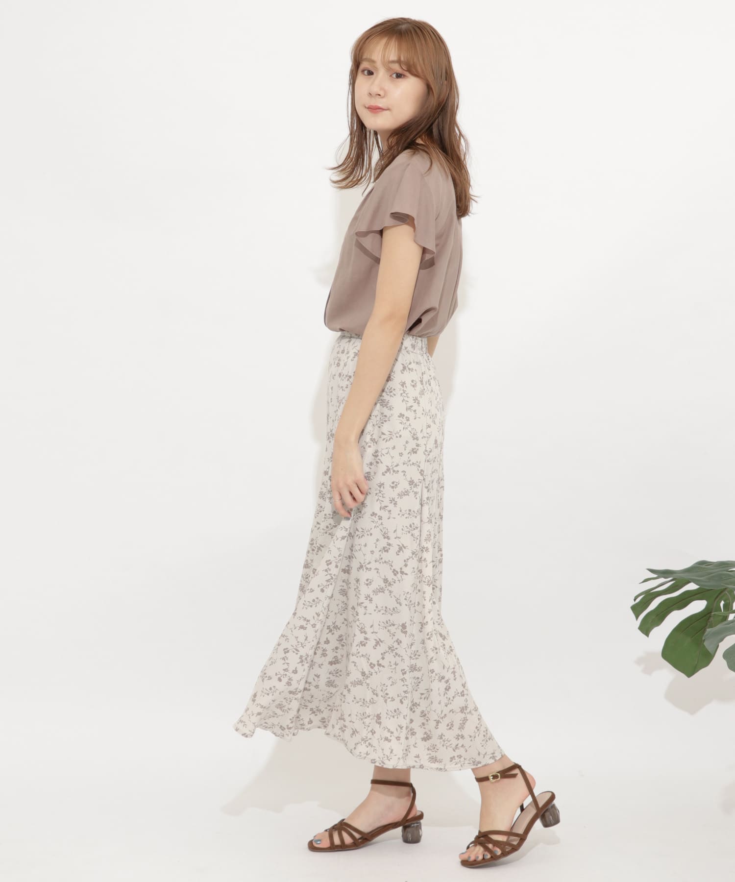 フラワープリントフレアスカート GRE×MOC FREE
