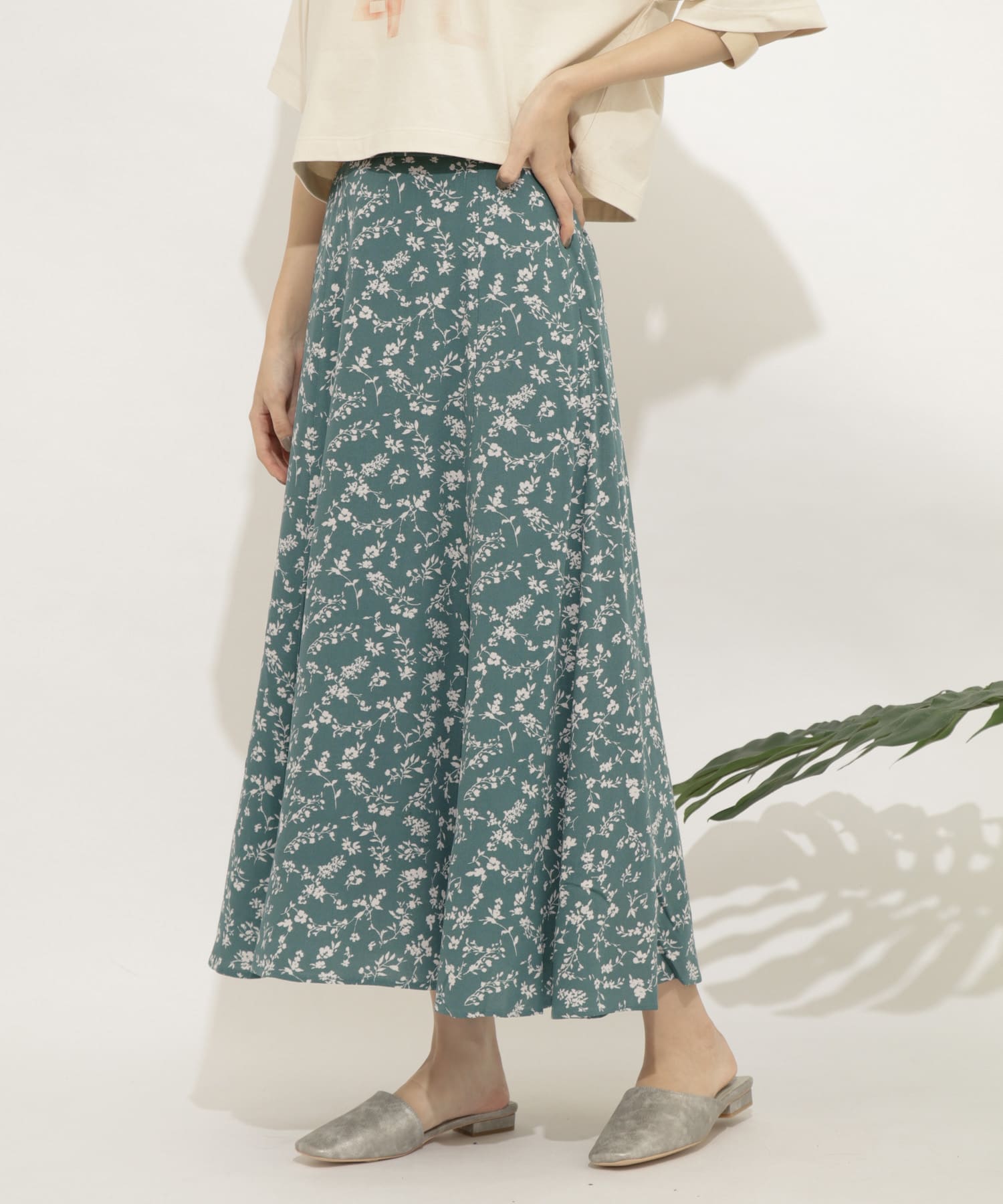 フラワープリントフレアスカート GRN×GRE FREE