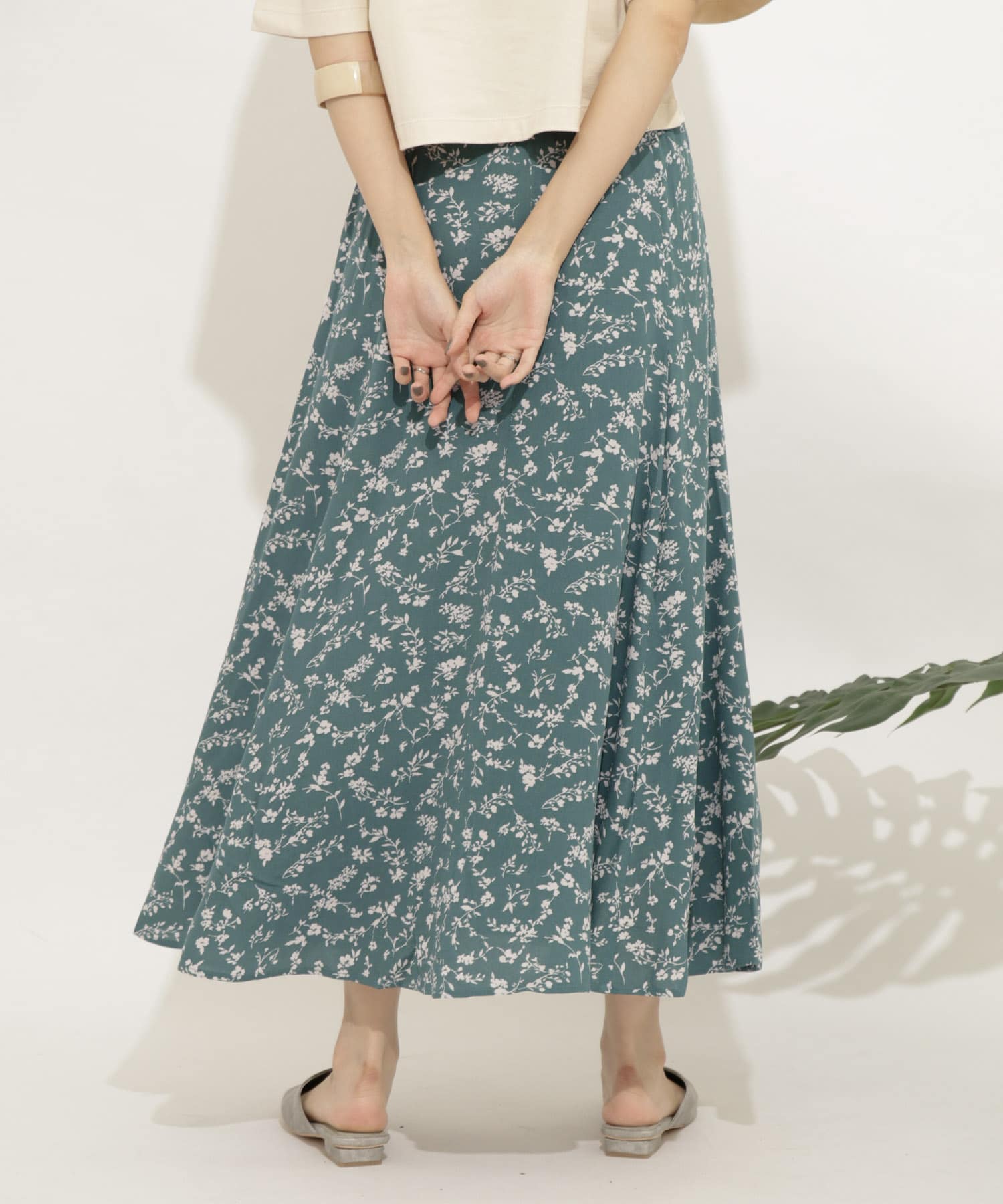 フラワープリントフレアスカート GRN×GRE FREE