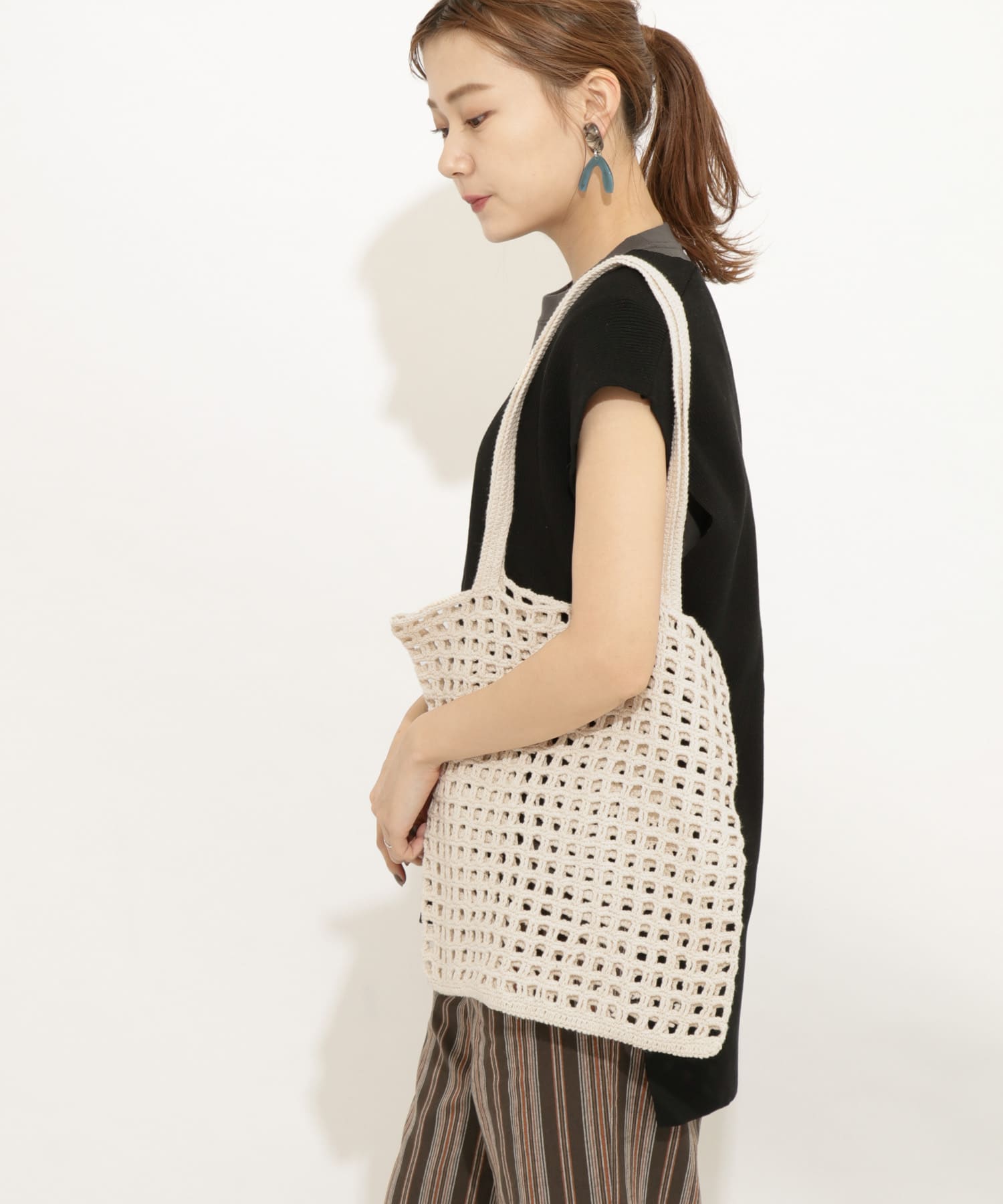 ハンドニットトート IVORY FREE