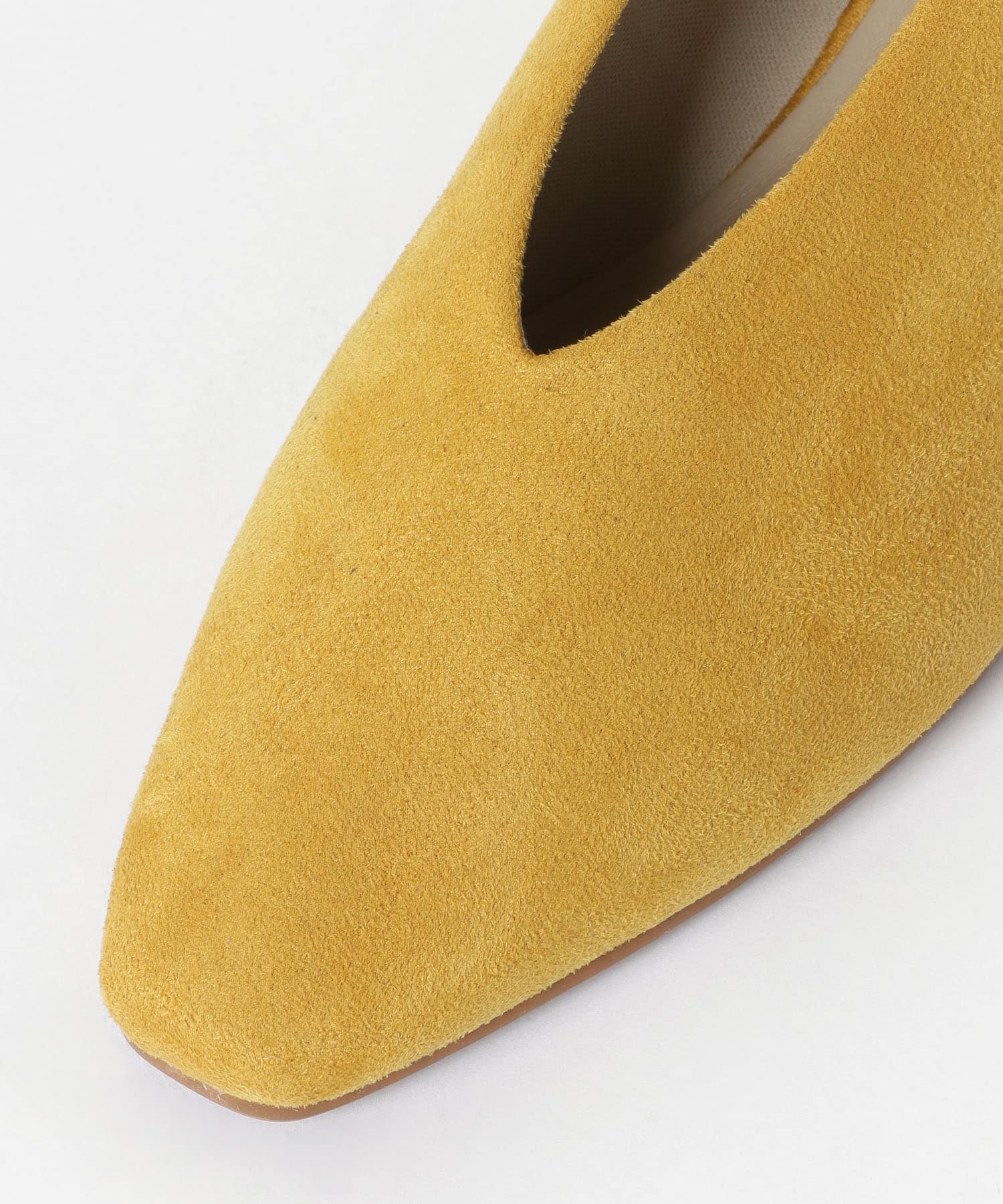 深Vカットパンプス MUSTARD S