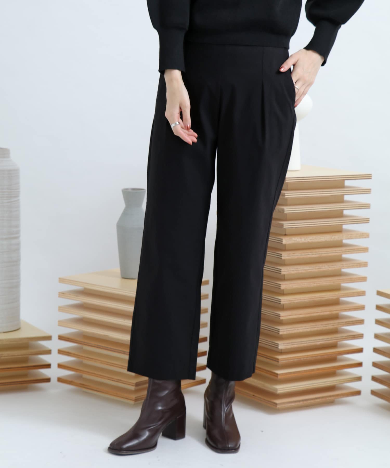 ストレッチワイドクロップドパンツ(XS BURGUNDY): ボトム｜URBAN