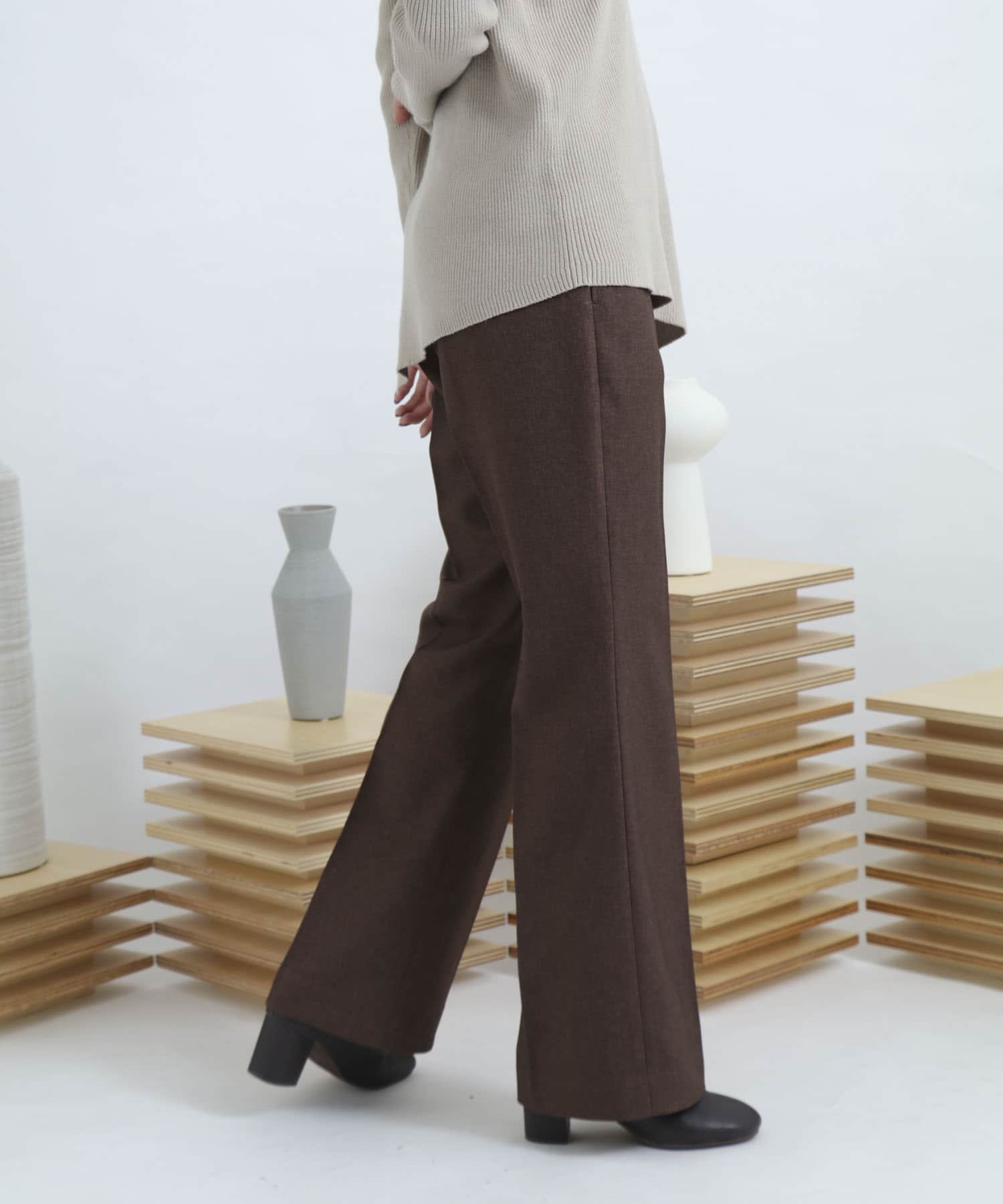 ウールライクキックフレアパンツ BROWN S