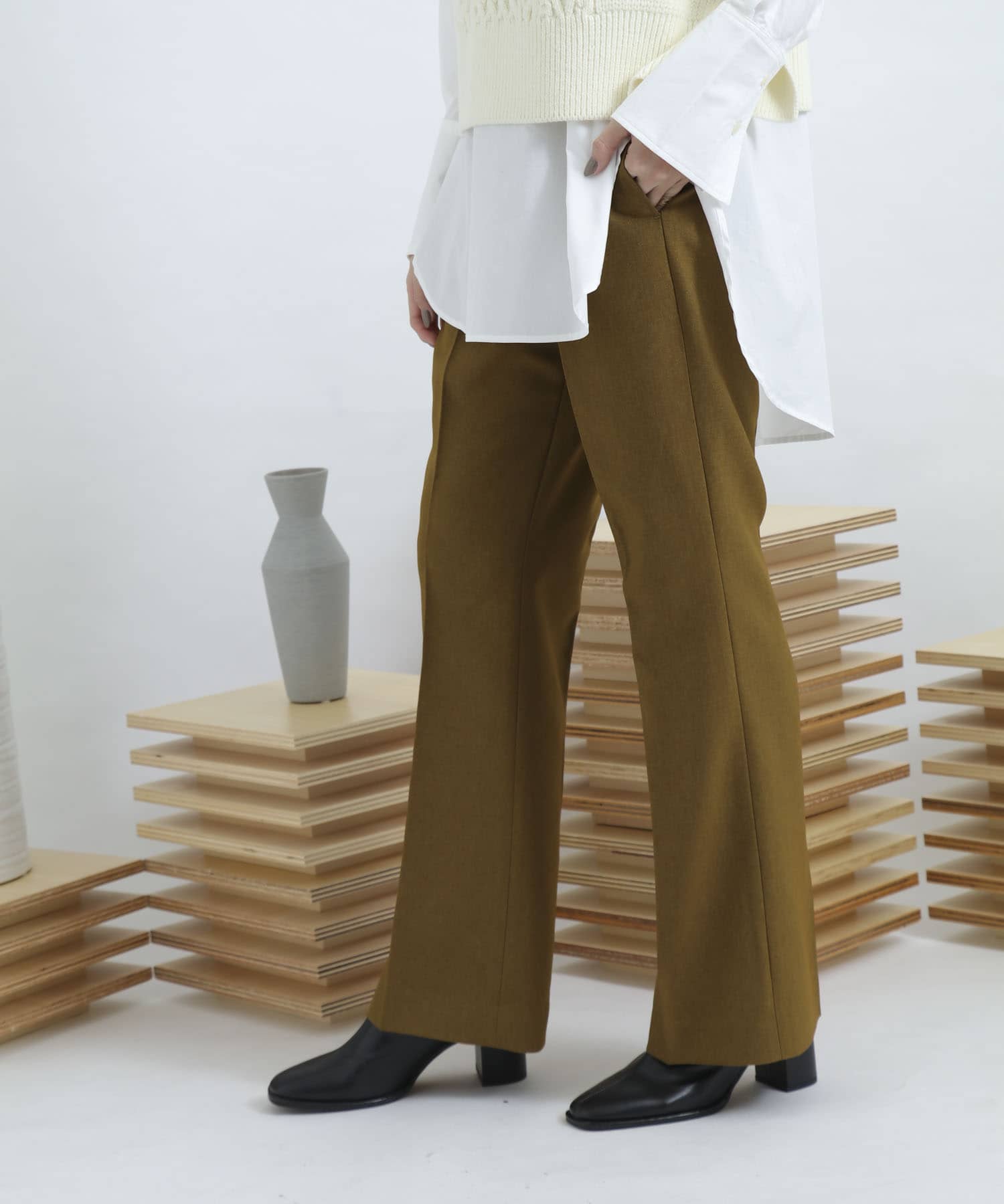 ウールライクキックフレアパンツ LIME S