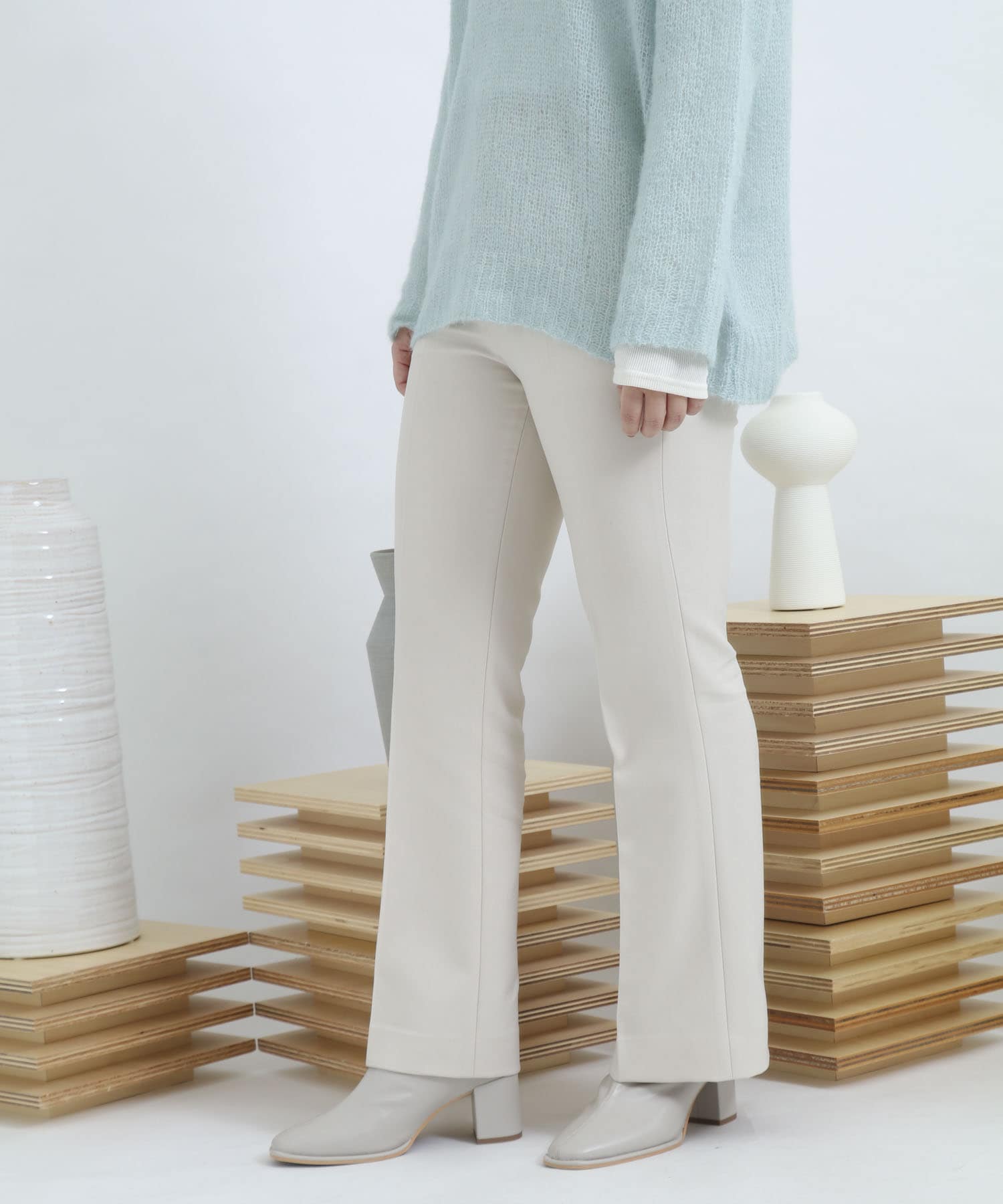 ウールライクキックフレアパンツ IVORY S