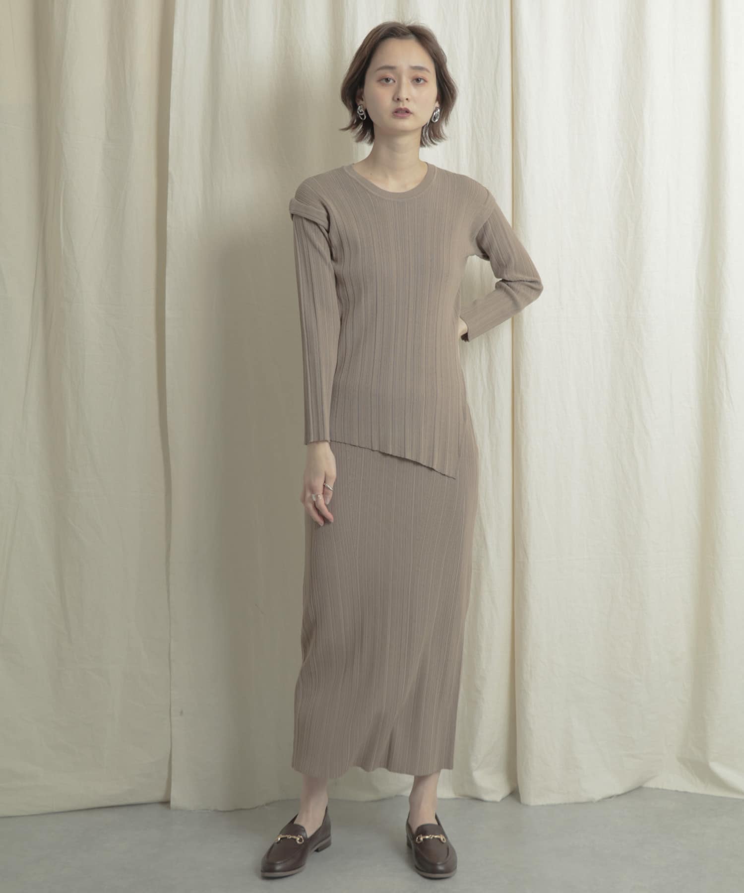 パワーショルダーリブセーター BEIGE one
