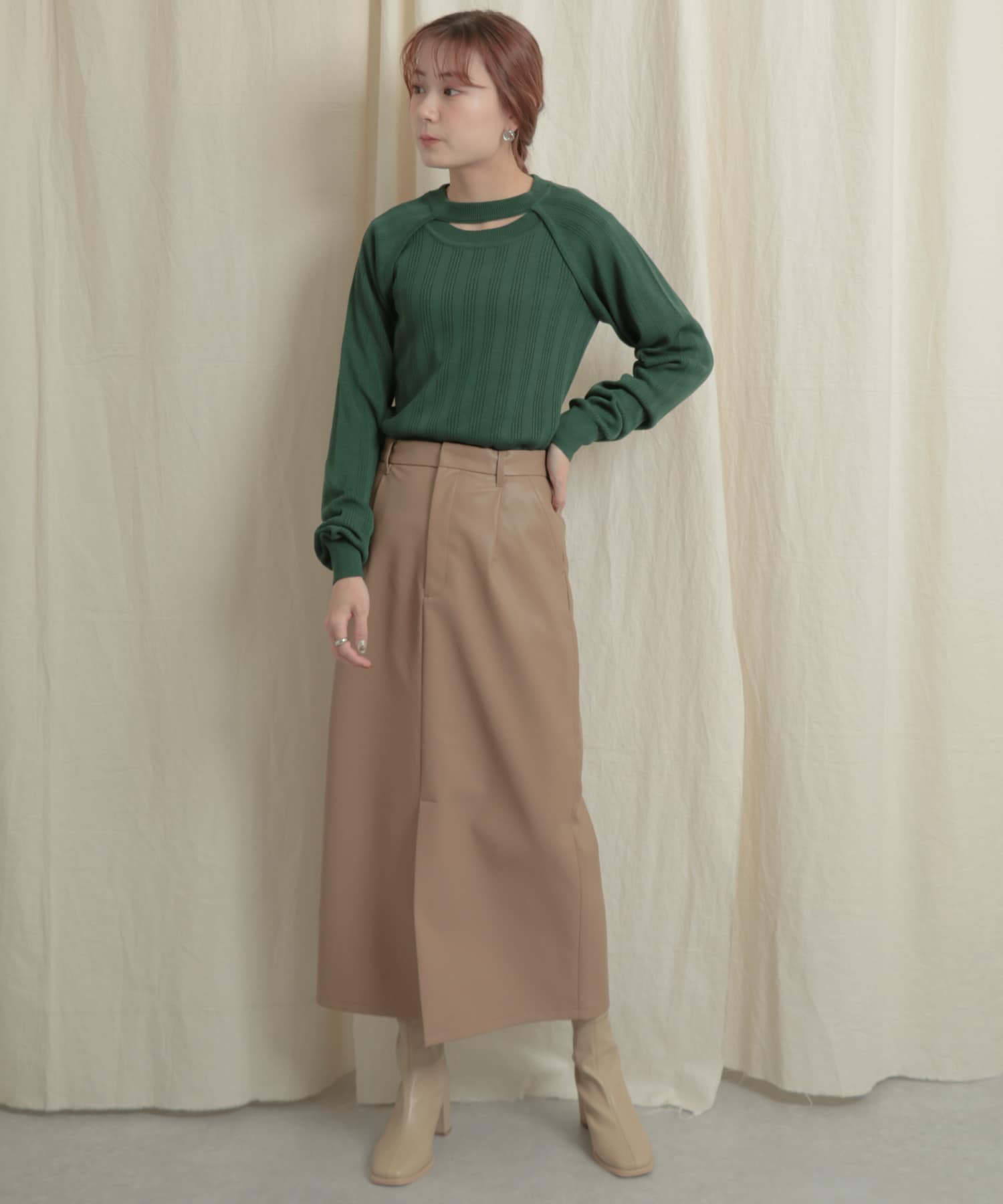 GREEN