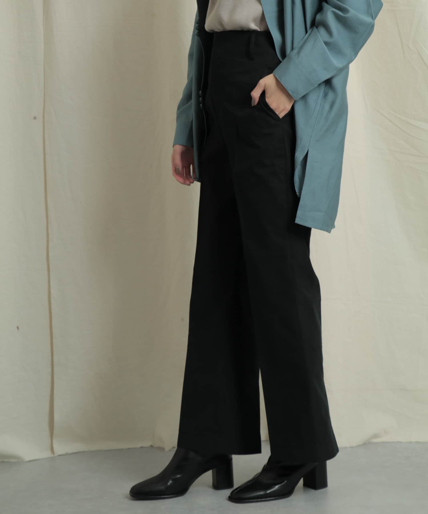 バックスリットストレートワイドパンツ BLACK S