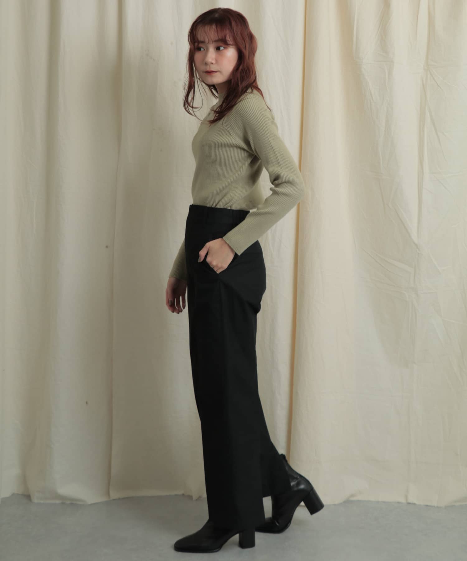 バックスリットストレートワイドパンツ BLACK M