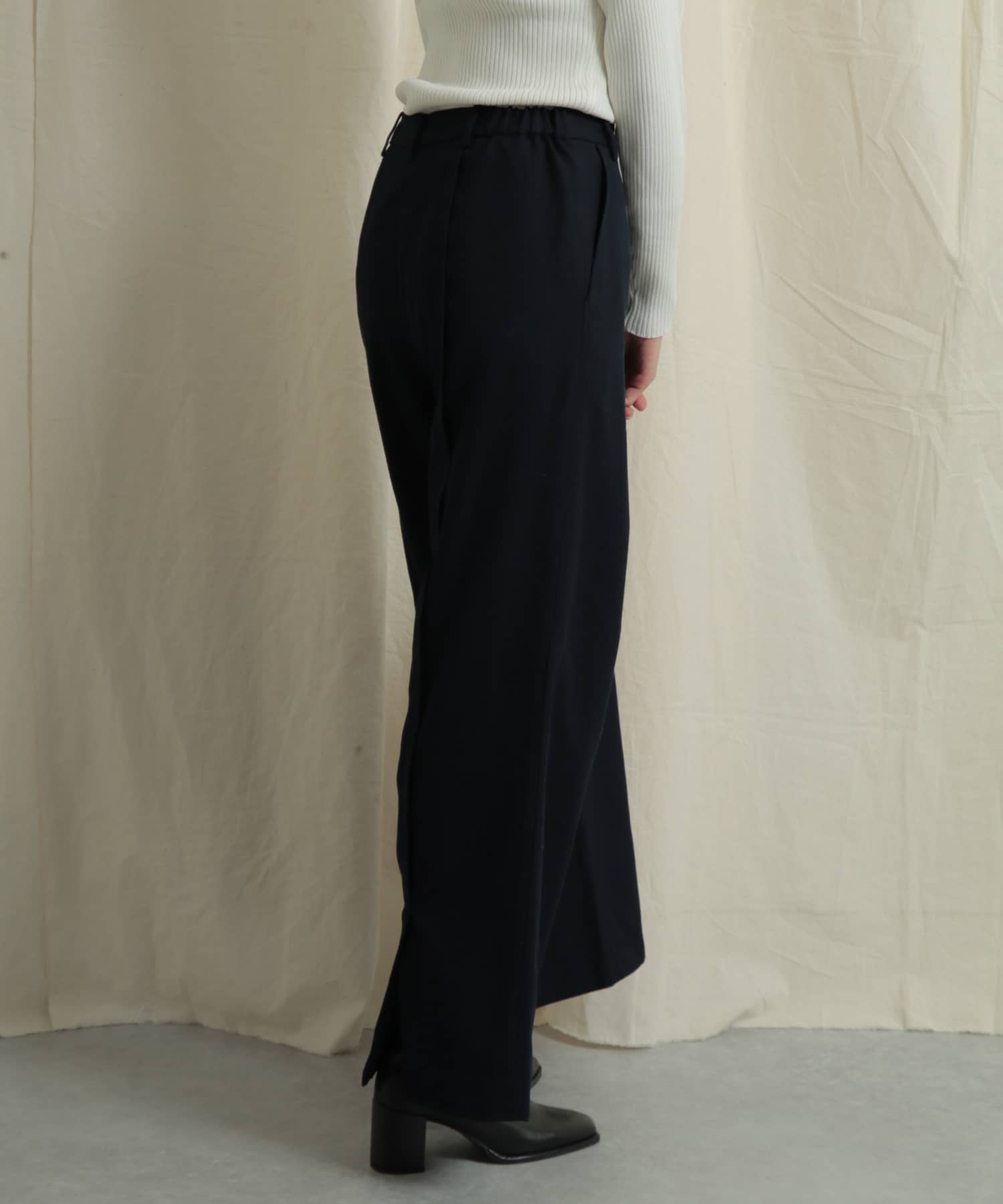 バックスリットストレートワイドパンツ BLACK S