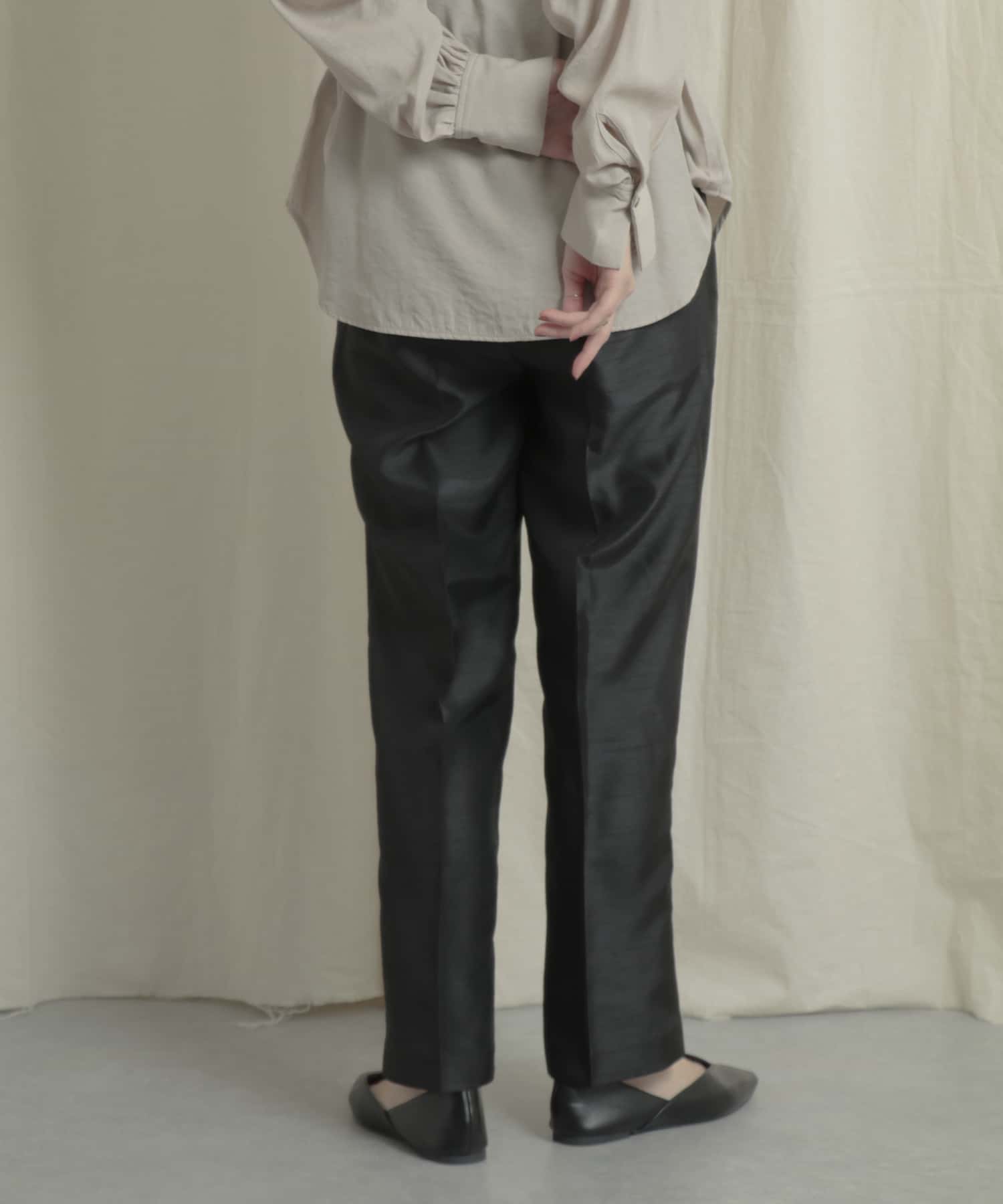 『Tallサイズあり』シャンタンテーパードパンツ BLACK S