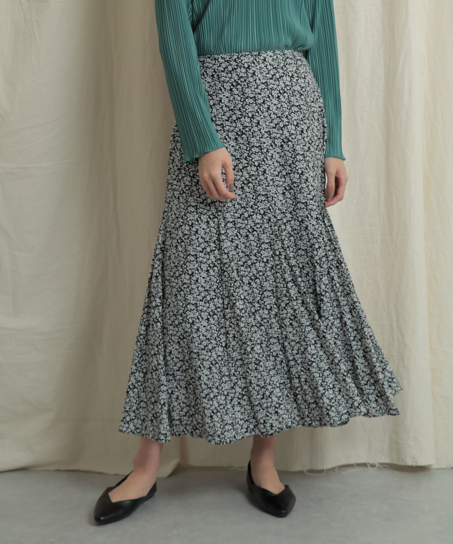 マーメイドフラワープリントスカート BLACK one