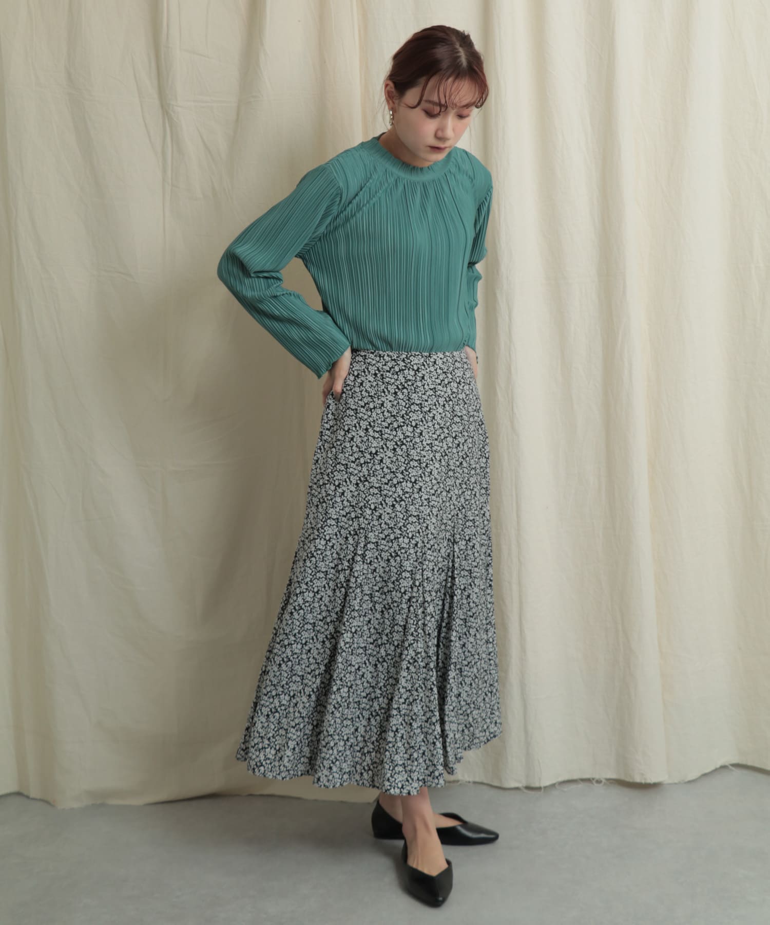 マーメイドフラワープリントスカート BLACK one