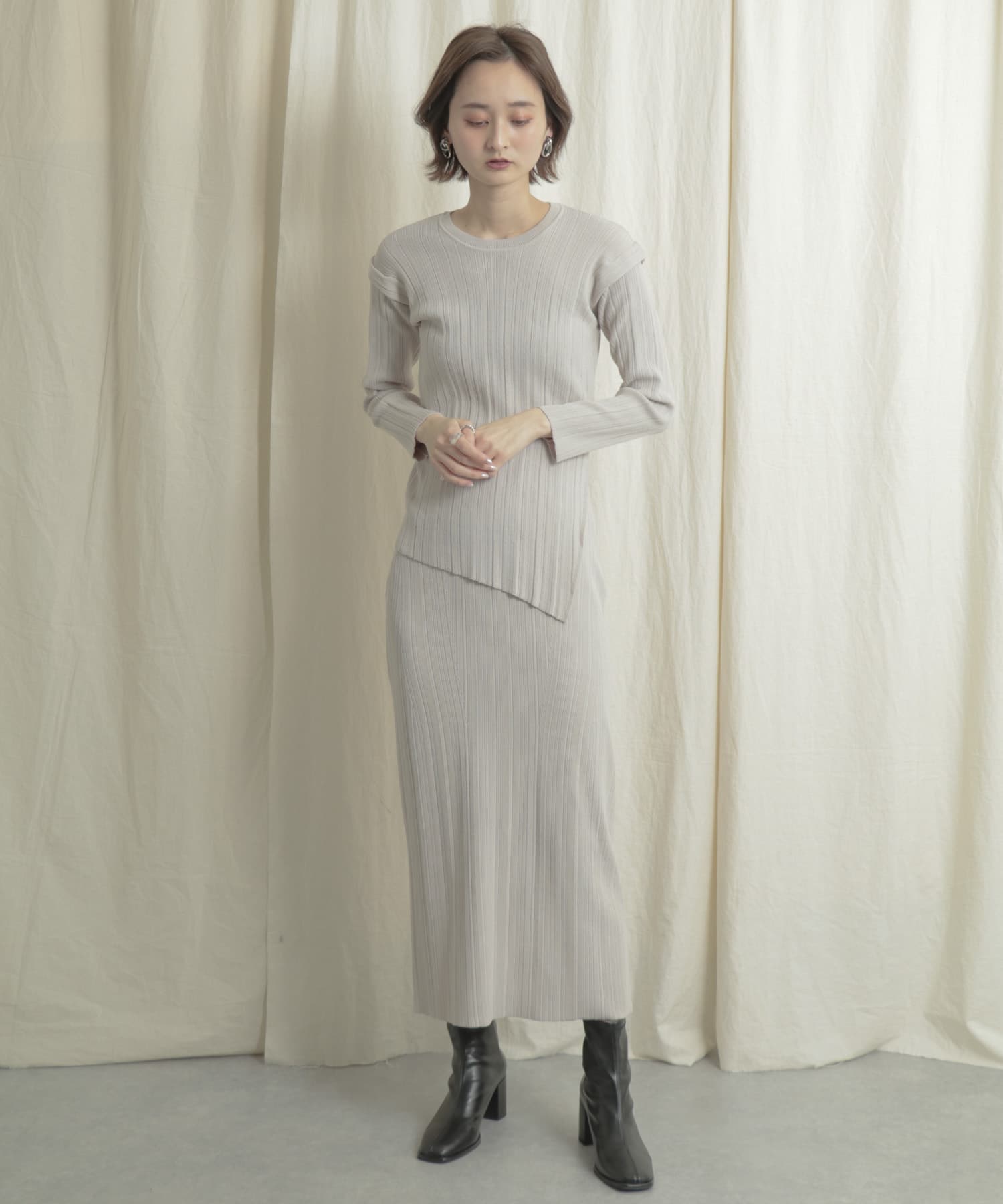 リブニットタイトスカート IVORY one