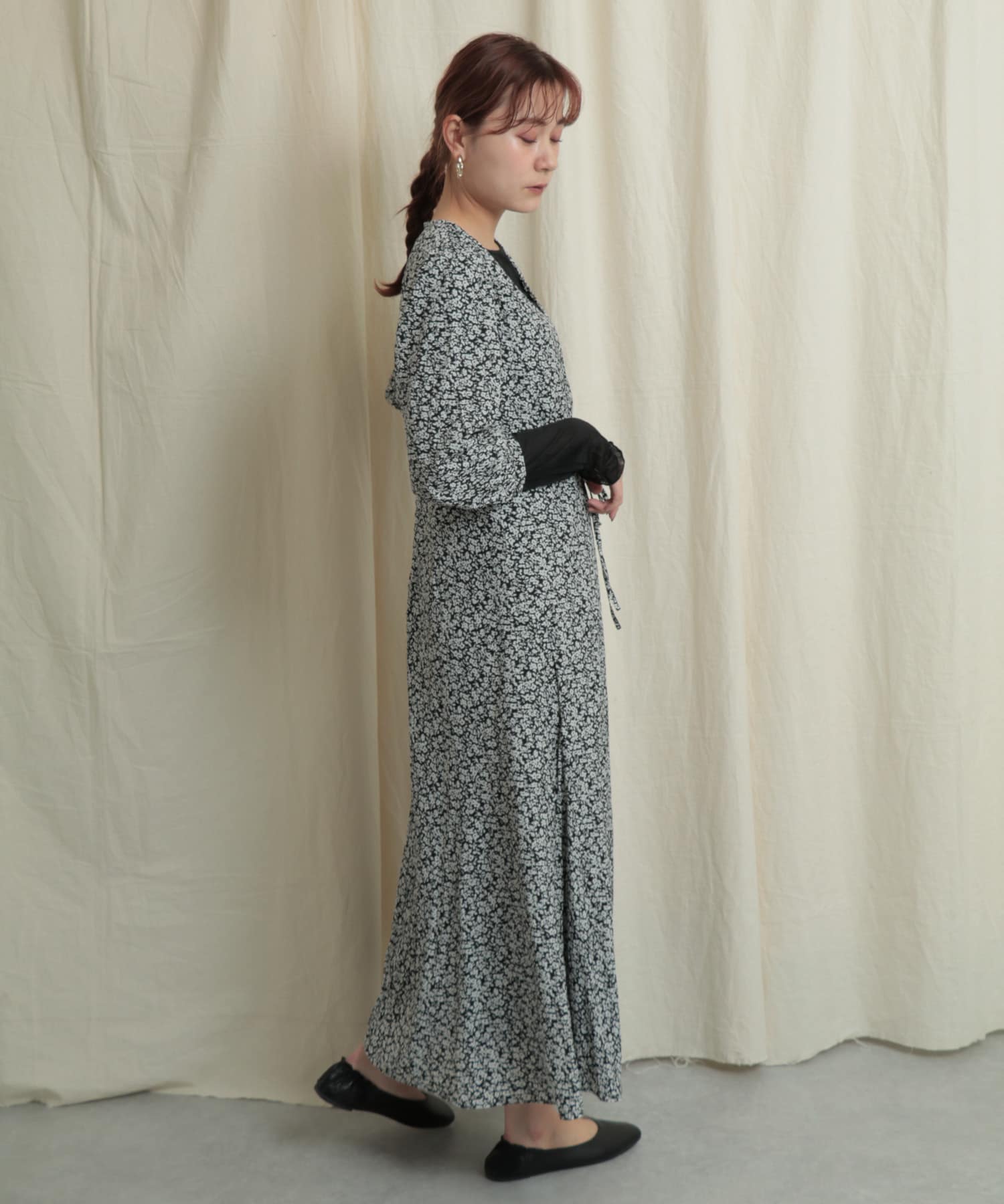 フラワープリントワンピース BLACK one