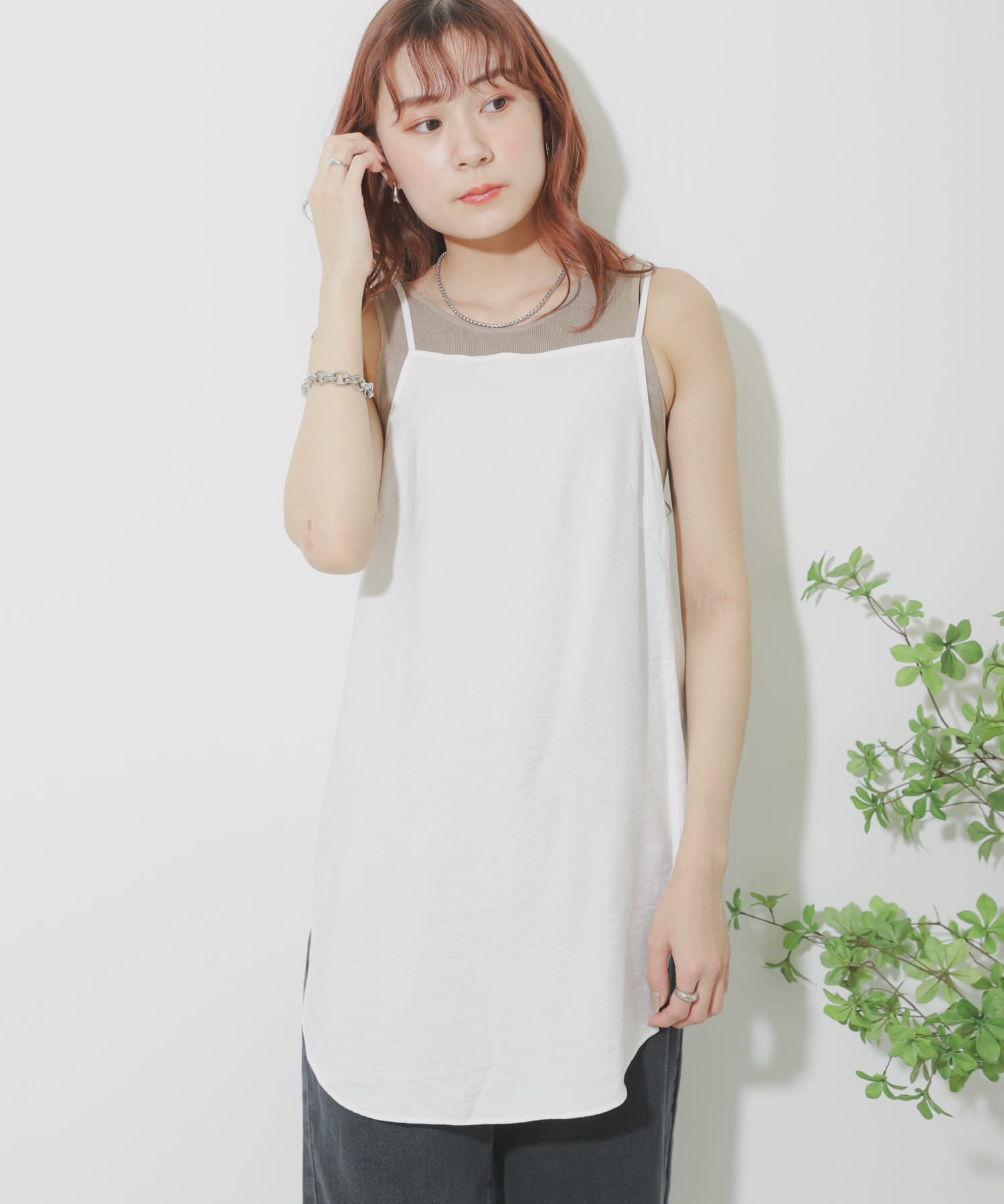 OFF WHITE