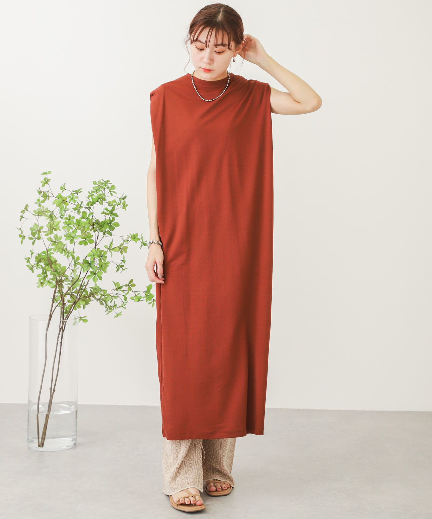 バックタックロングワンピース L.BROWN one