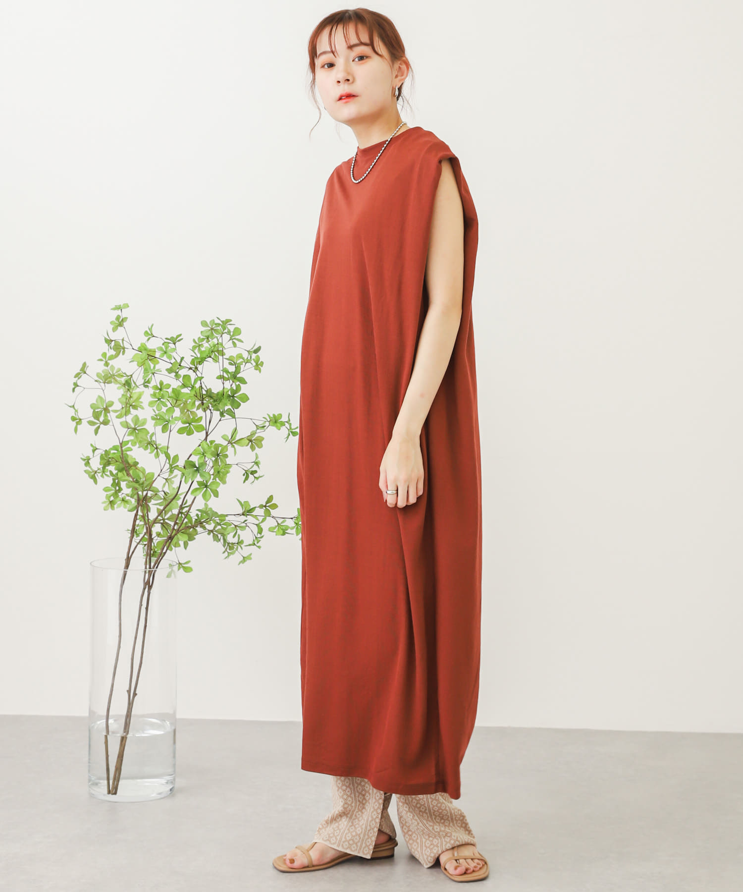 バックタックロングワンピース L.BROWN one