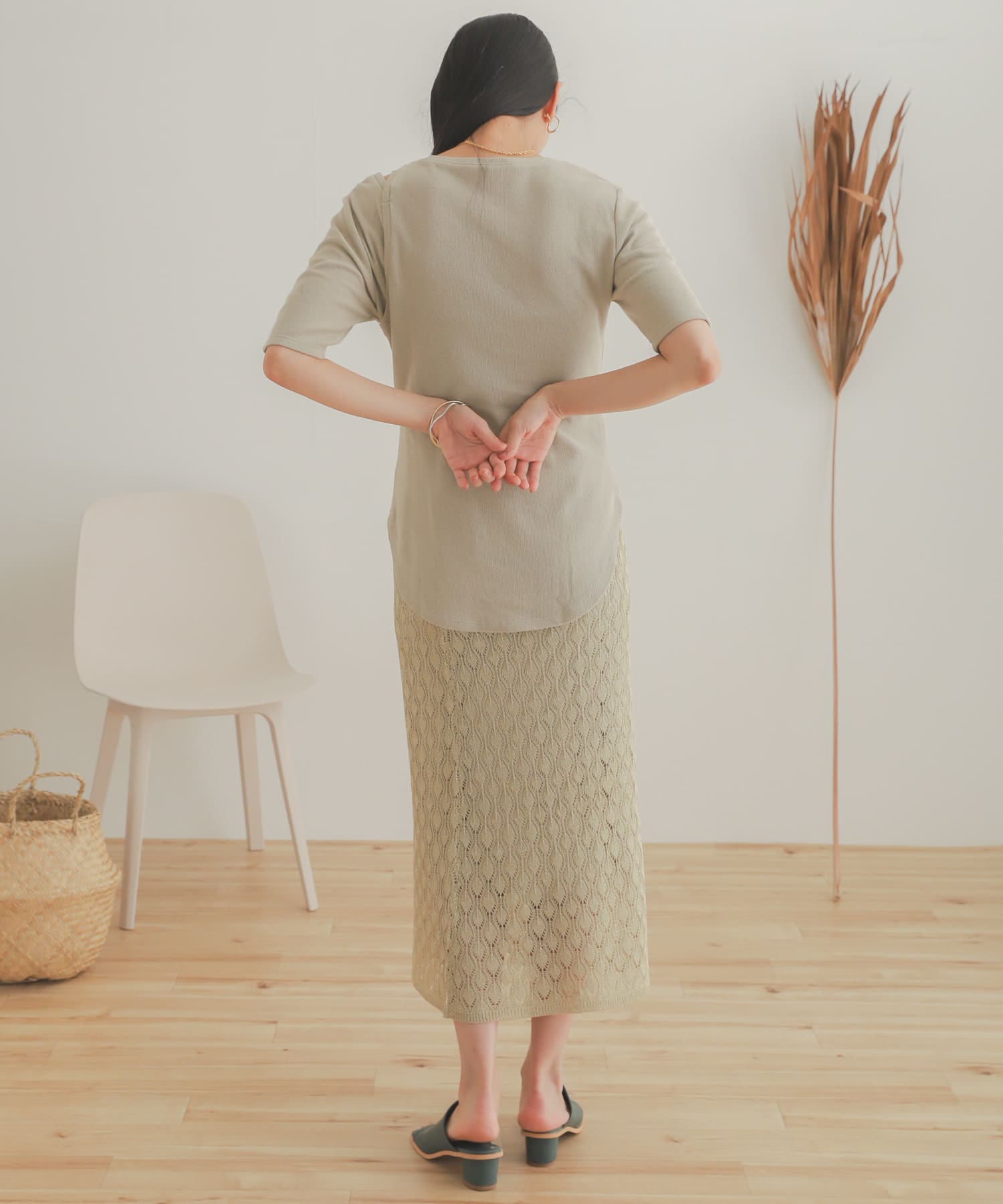 GREIGE