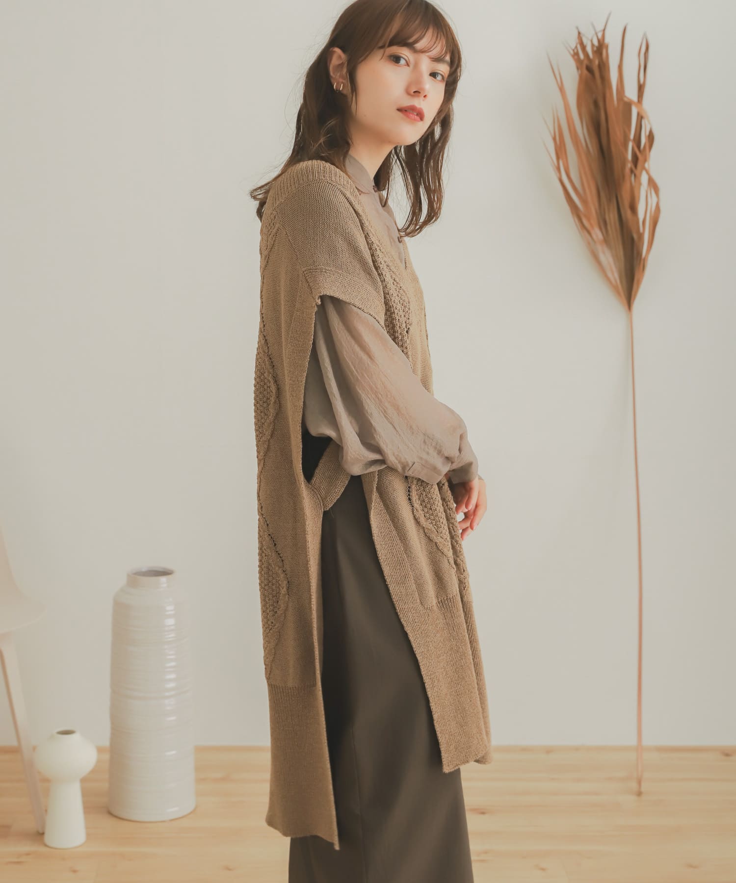 ロングケーブルベスト BEIGE one