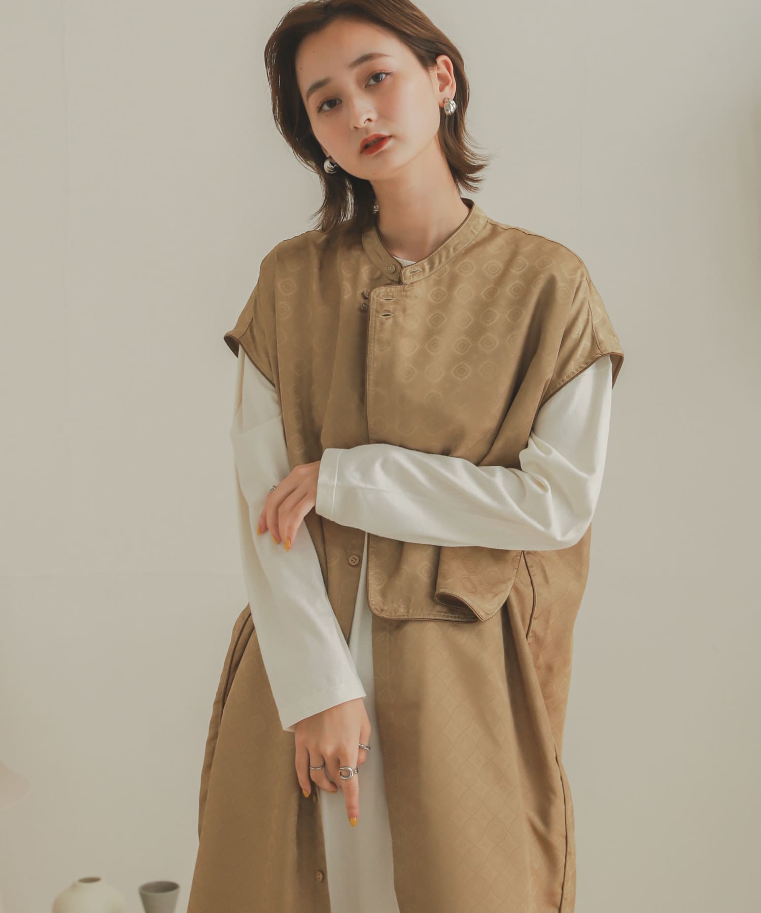 パイピングチャイナロングトップ BEIGE one