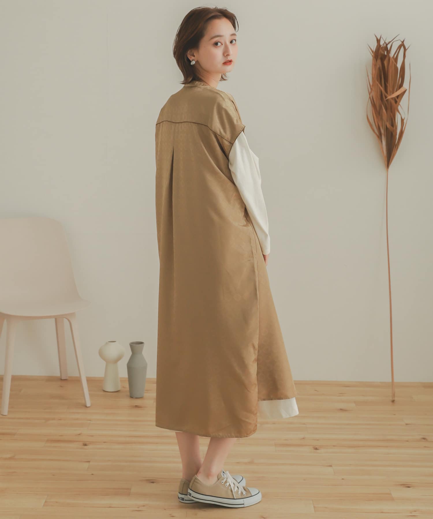 パイピングチャイナロングトップ BEIGE one