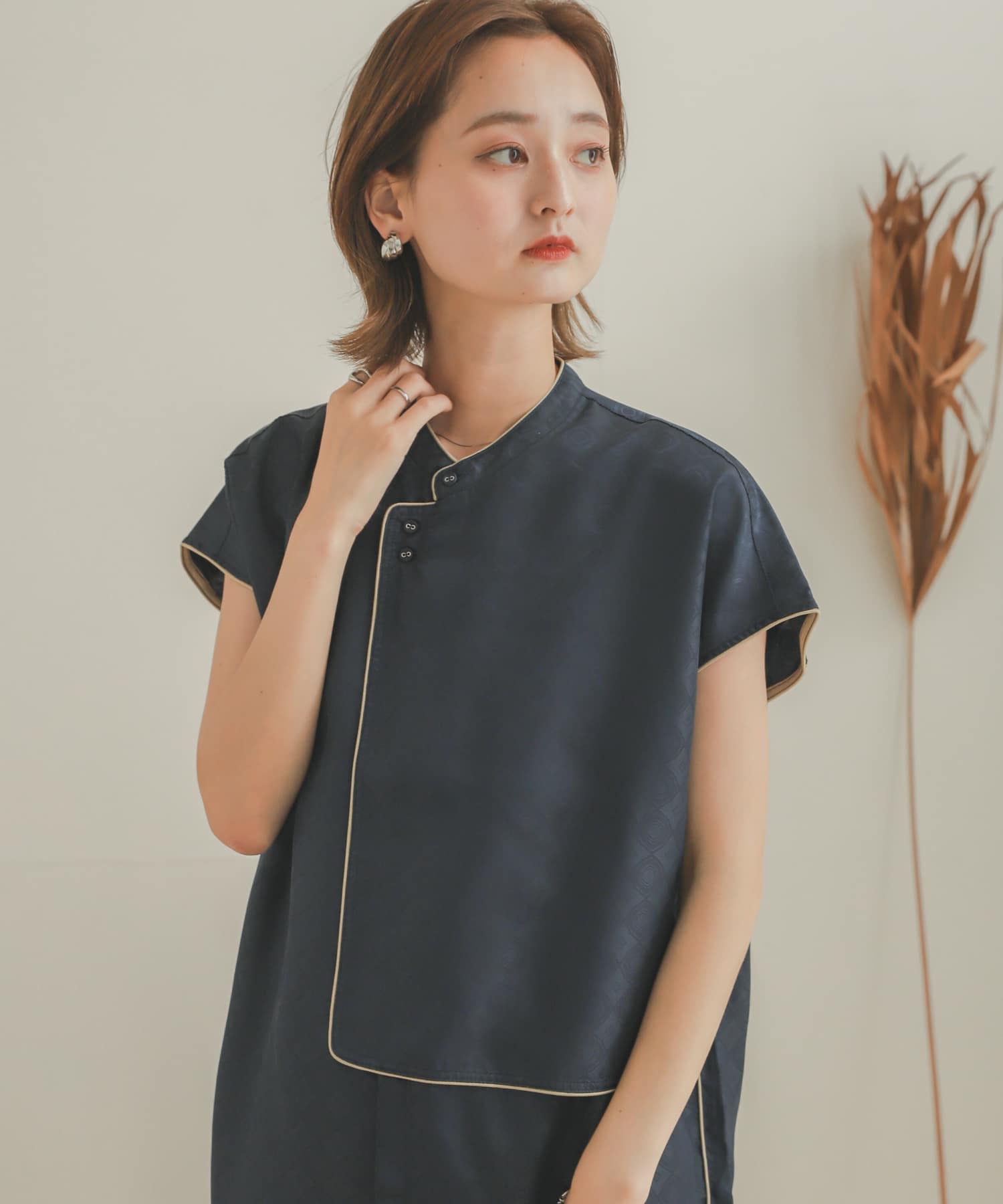 パイピングチャイナロングトップ NAVY one