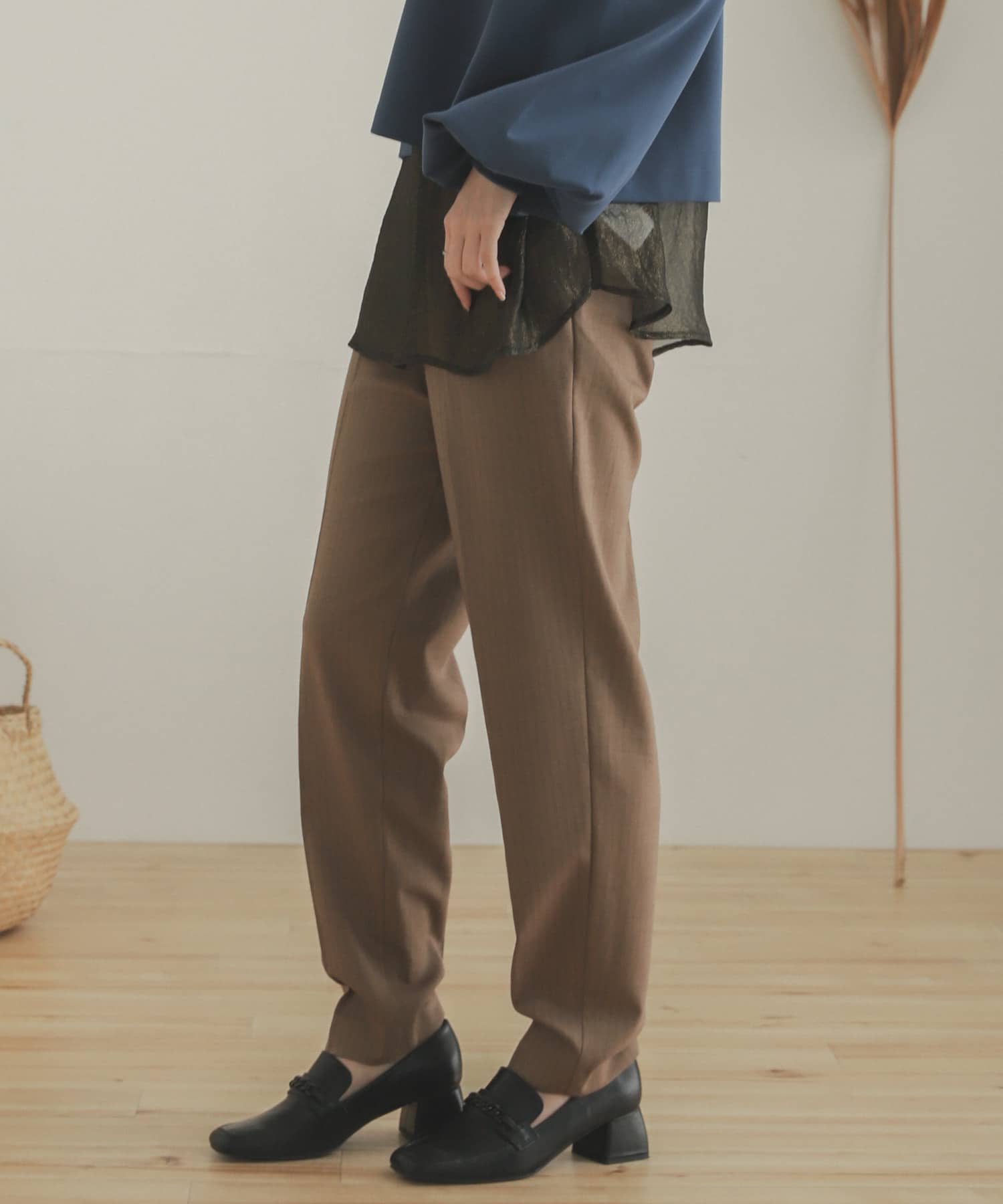 ヘリンボンテーパードパンツ BROWN S