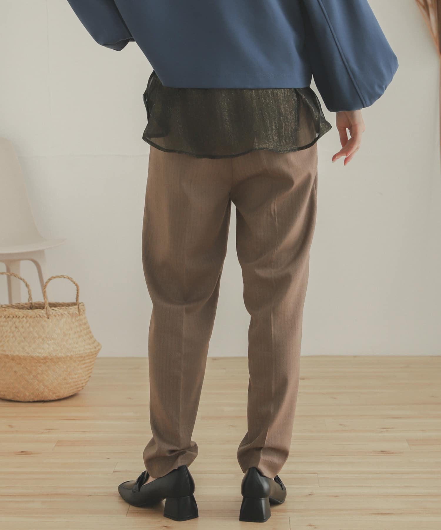 ヘリンボンテーパードパンツ BROWN S