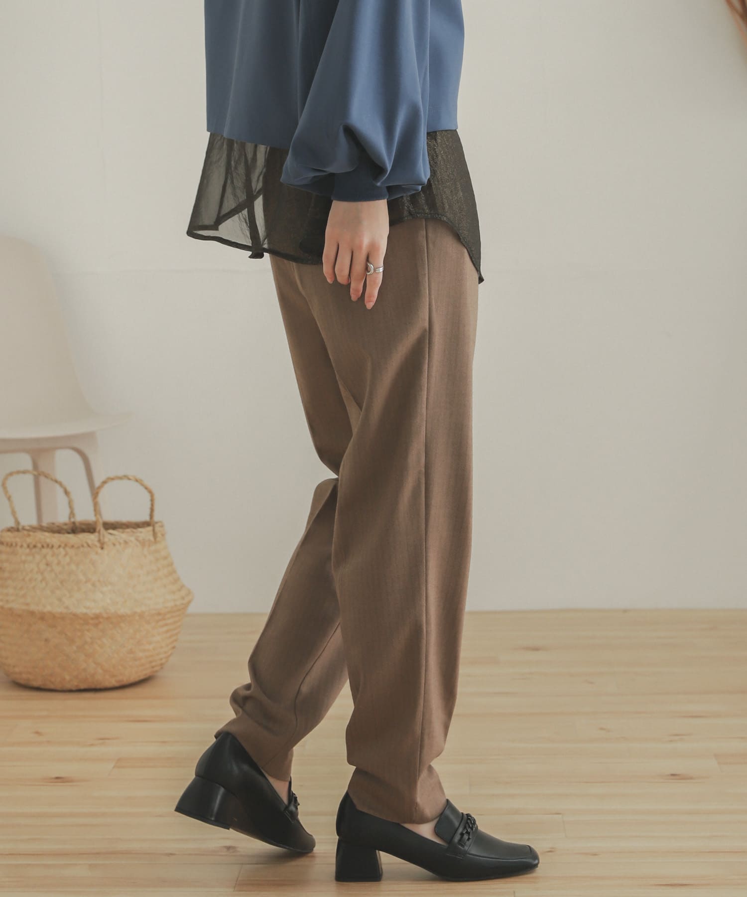 ヘリンボンテーパードパンツ BROWN S