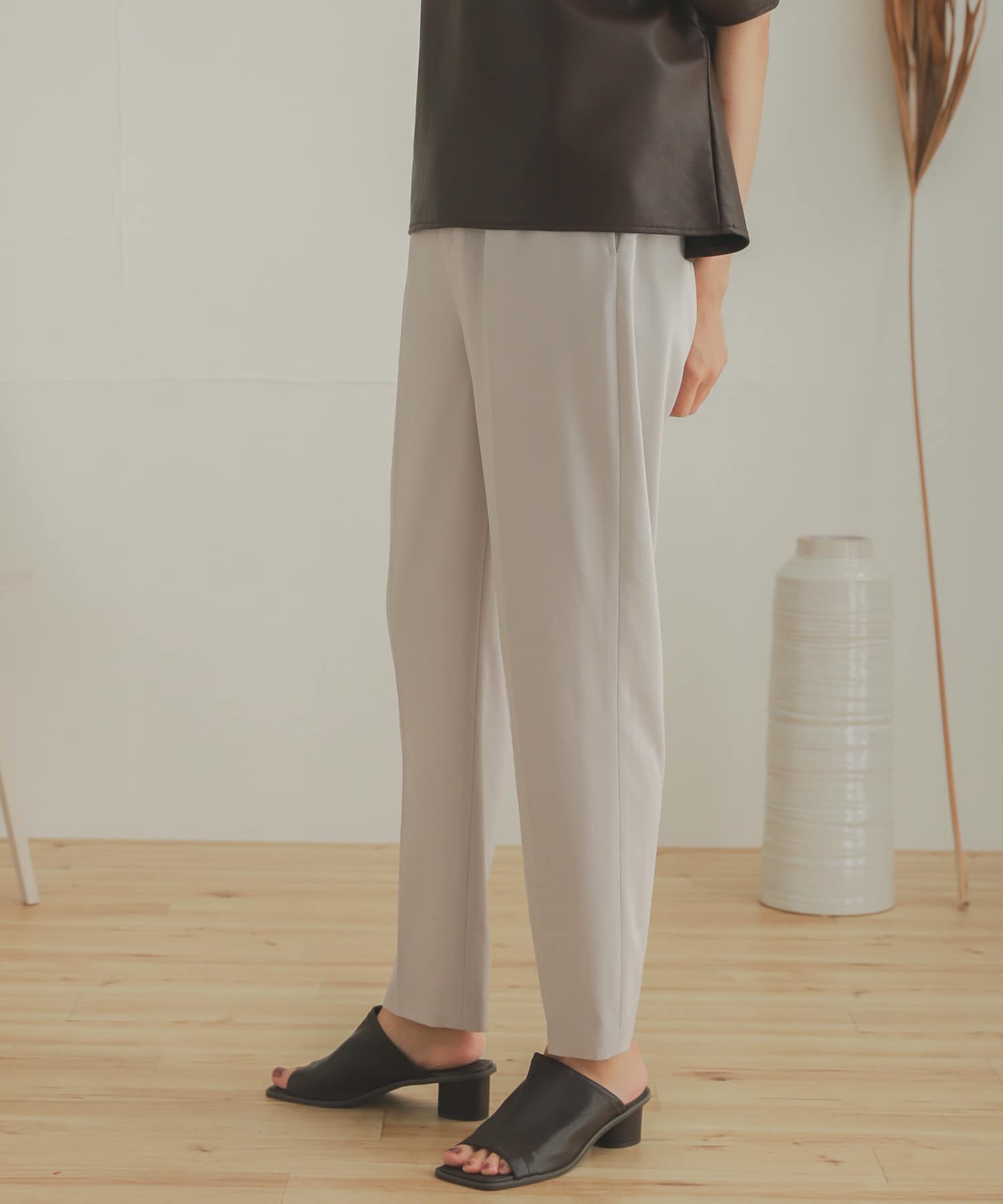 ジョーゼットテーパードパンツ GREIGE XS