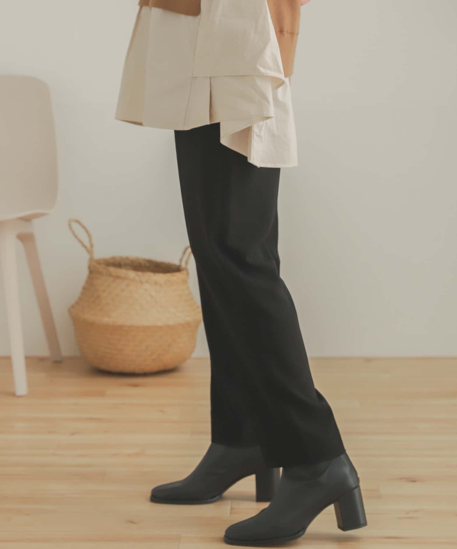ジョーゼットテーパードパンツ BLACK XS