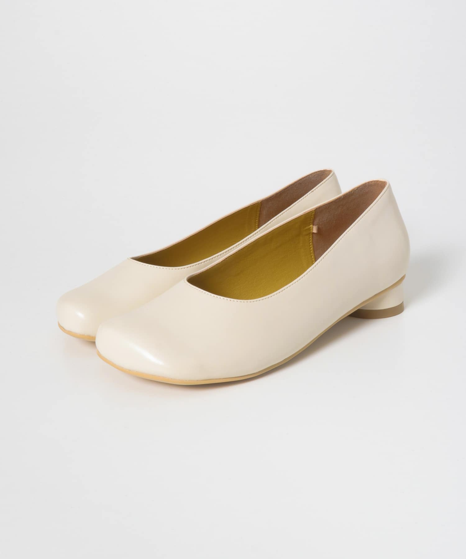 チャビートウパンプス IVORY S
