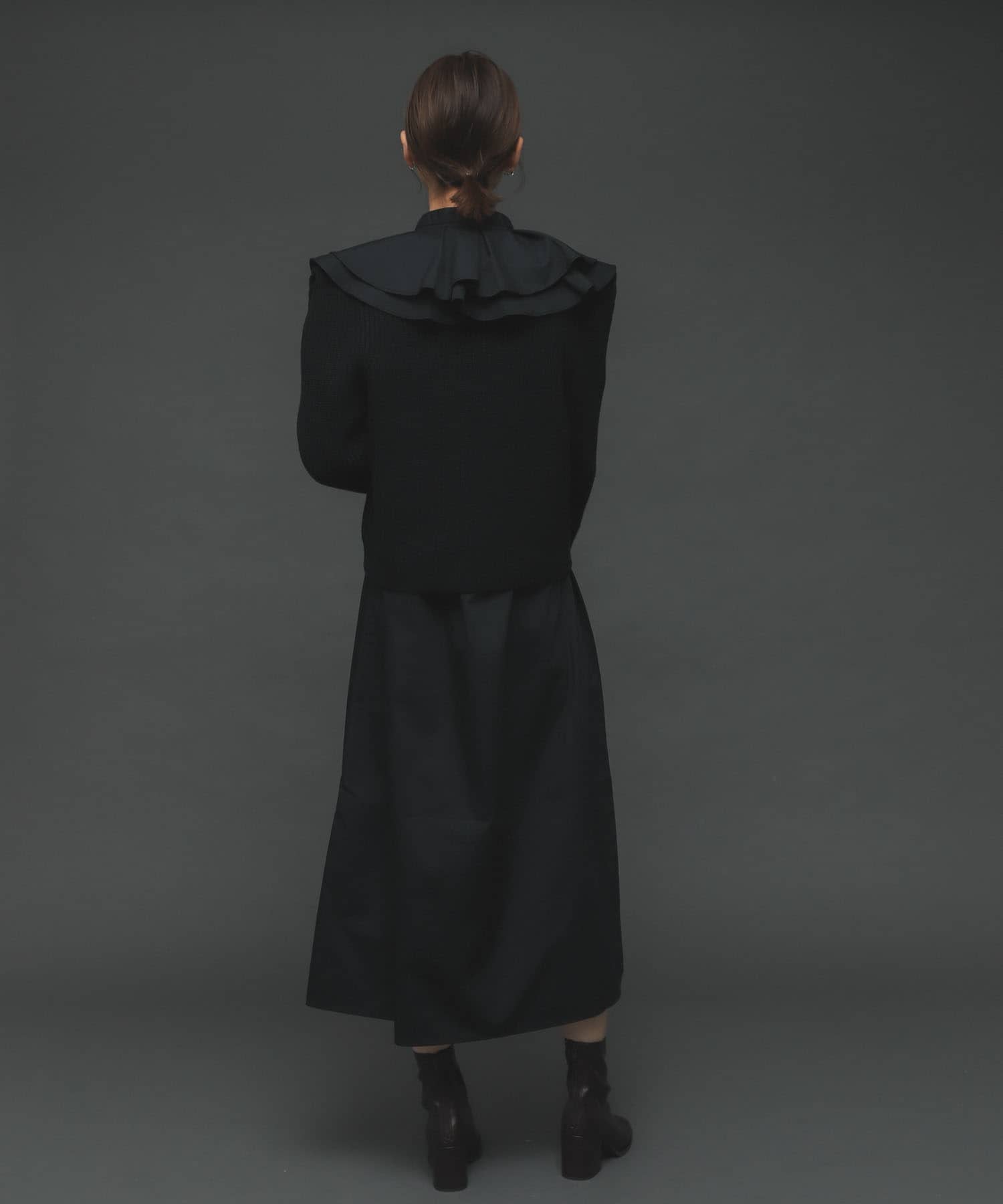 クルーネックショルダータックセーター BLACK one