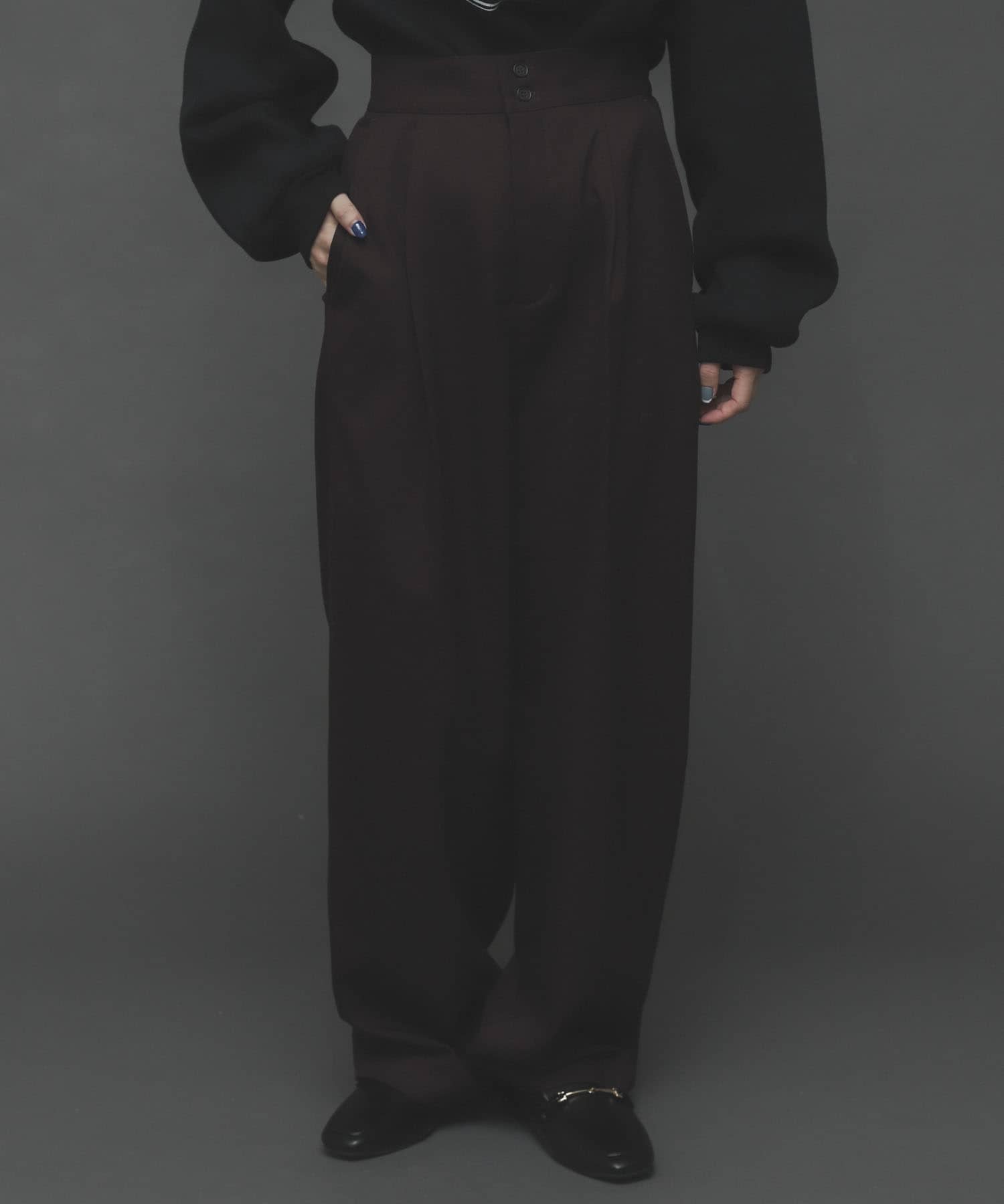 ハイウエストタックストレートパンツ BROWN S