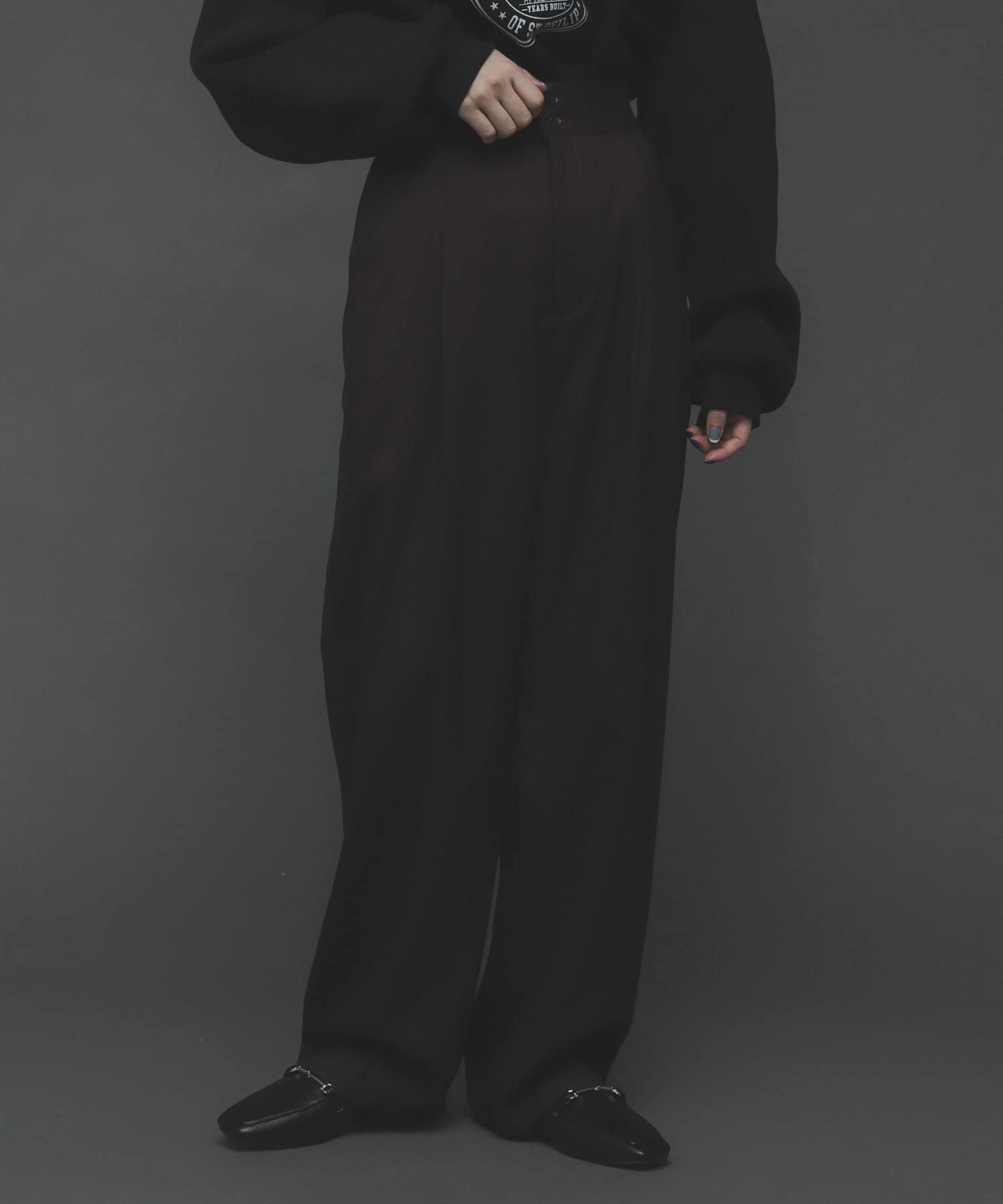 ハイウエストタックストレートパンツ BROWN S