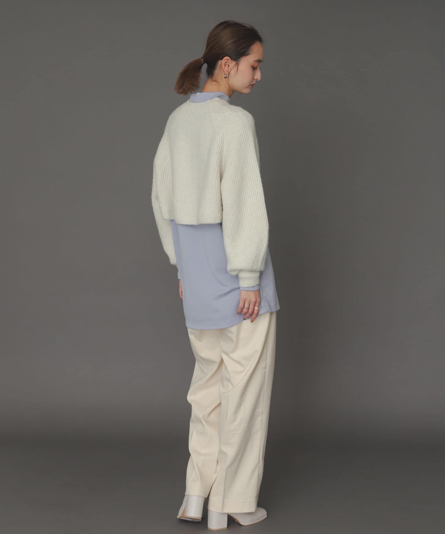 ハイウエストタックストレートパンツ IVORY M