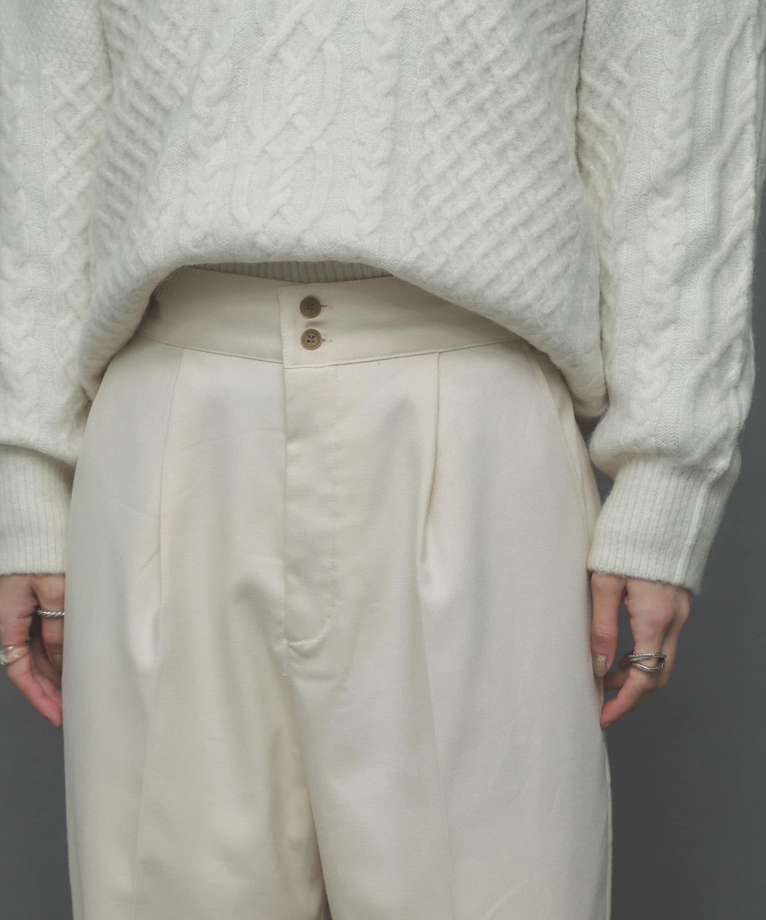 ハイウエストタックストレートパンツ IVORY S