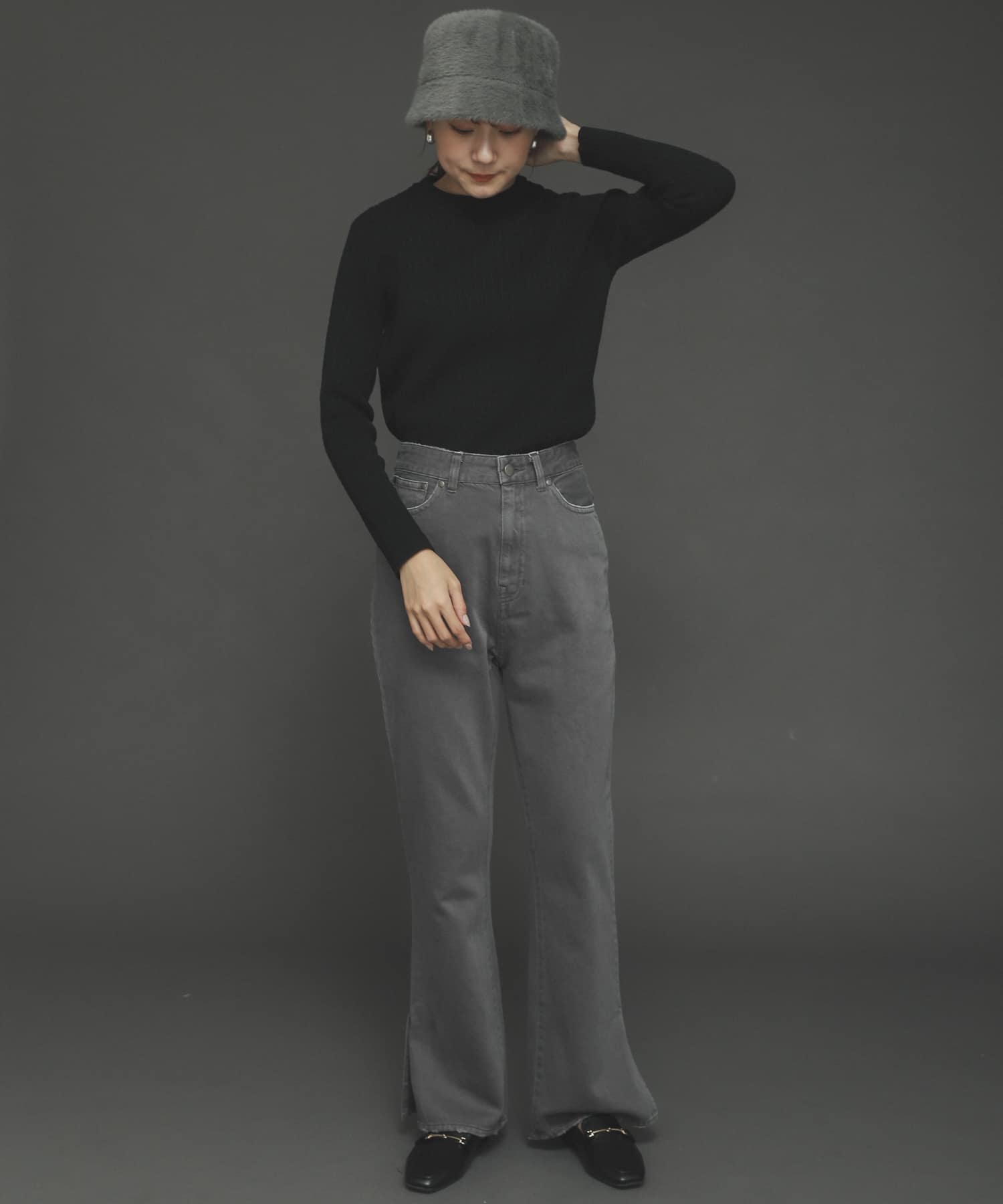 フェードカラースリットフレアカラーパンツ CHARCOAL S